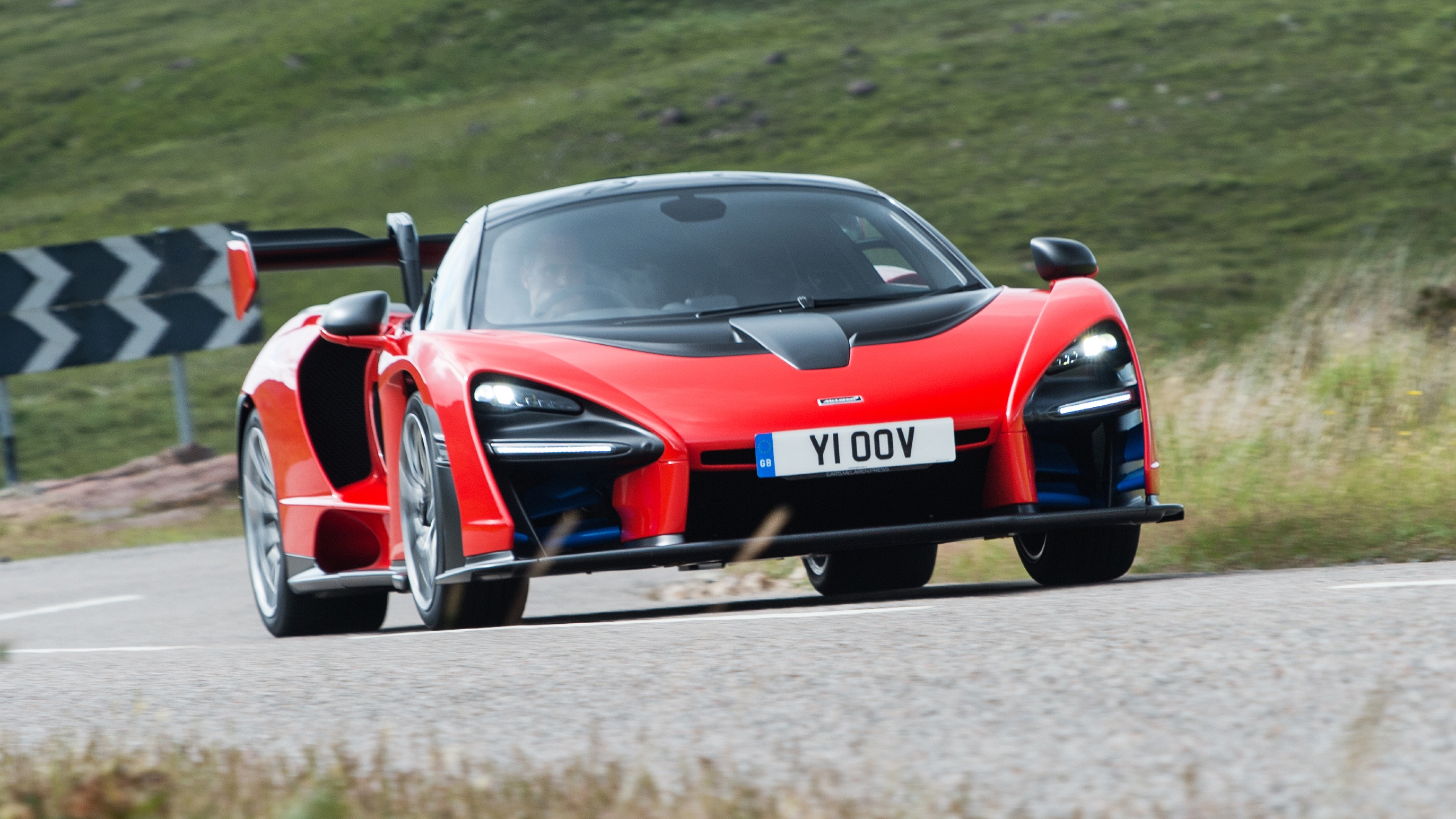 McLaren Senna