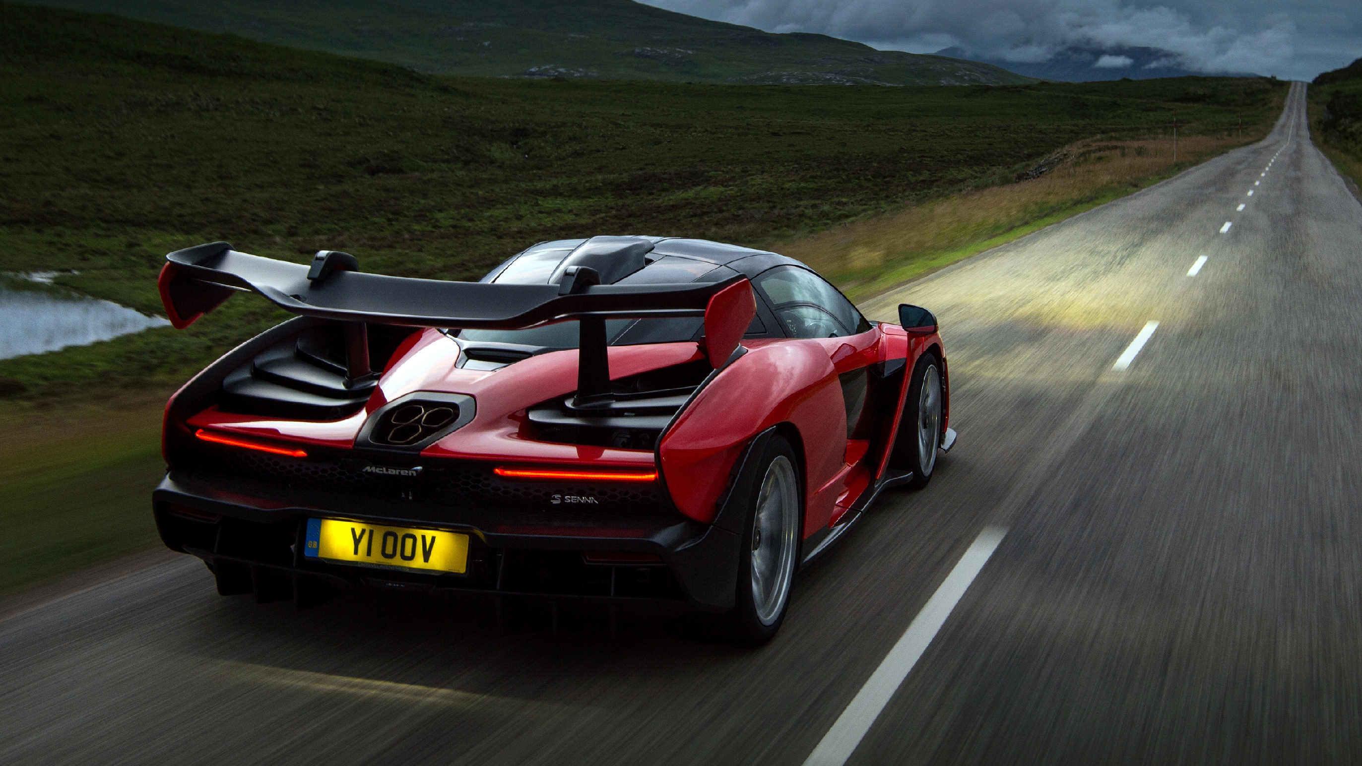 McLaren Senna
