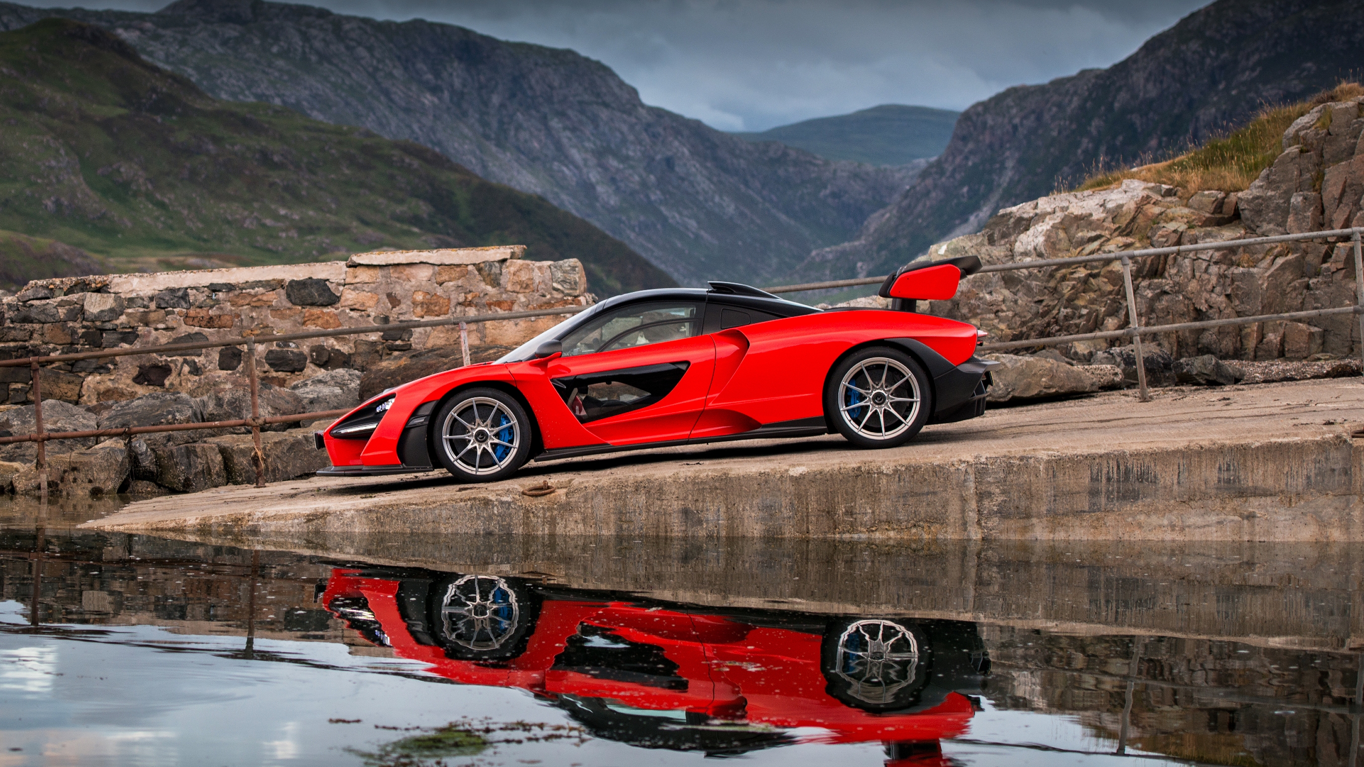 McLaren Senna