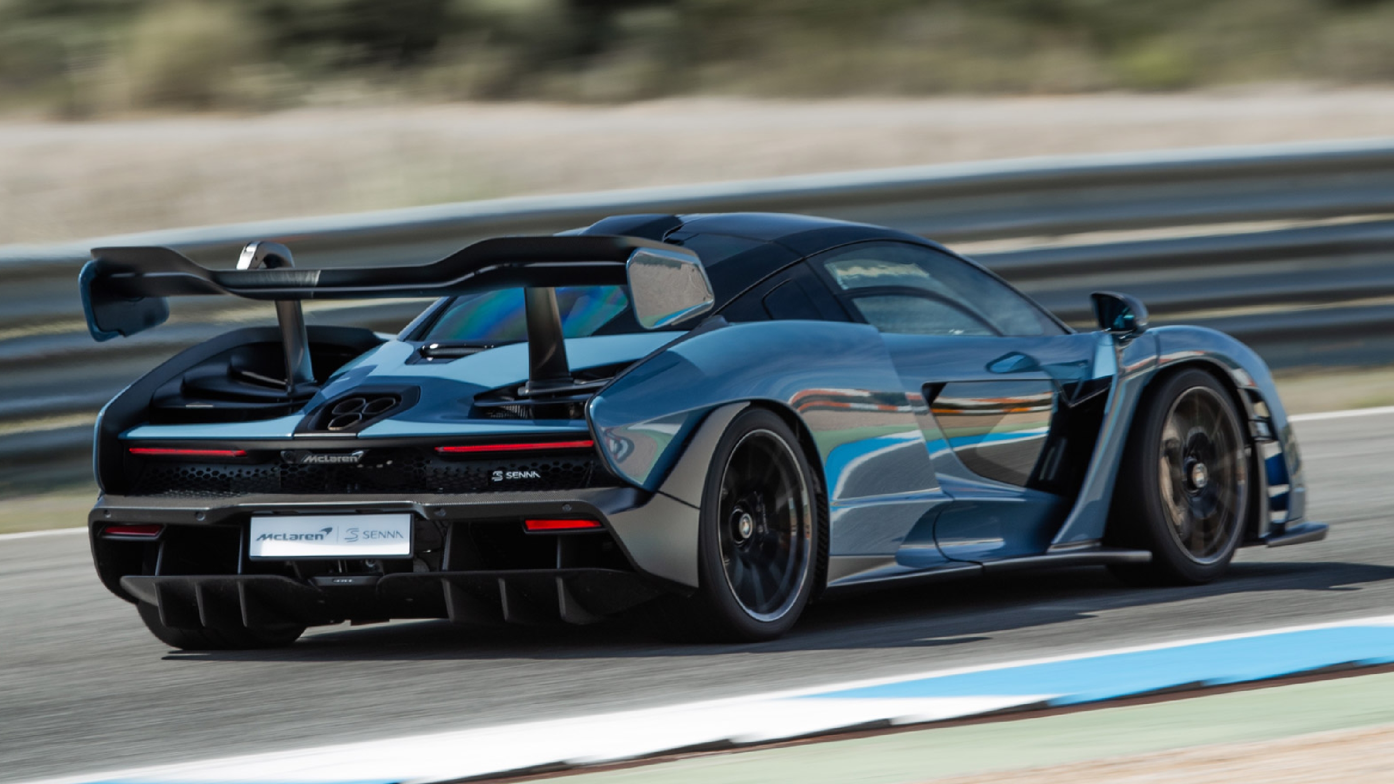 McLaren Senna