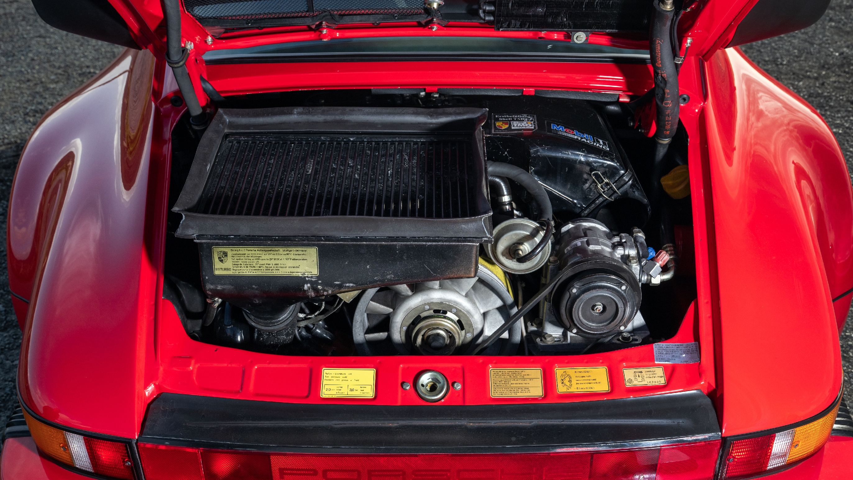Porsche 911 Turbo S 930