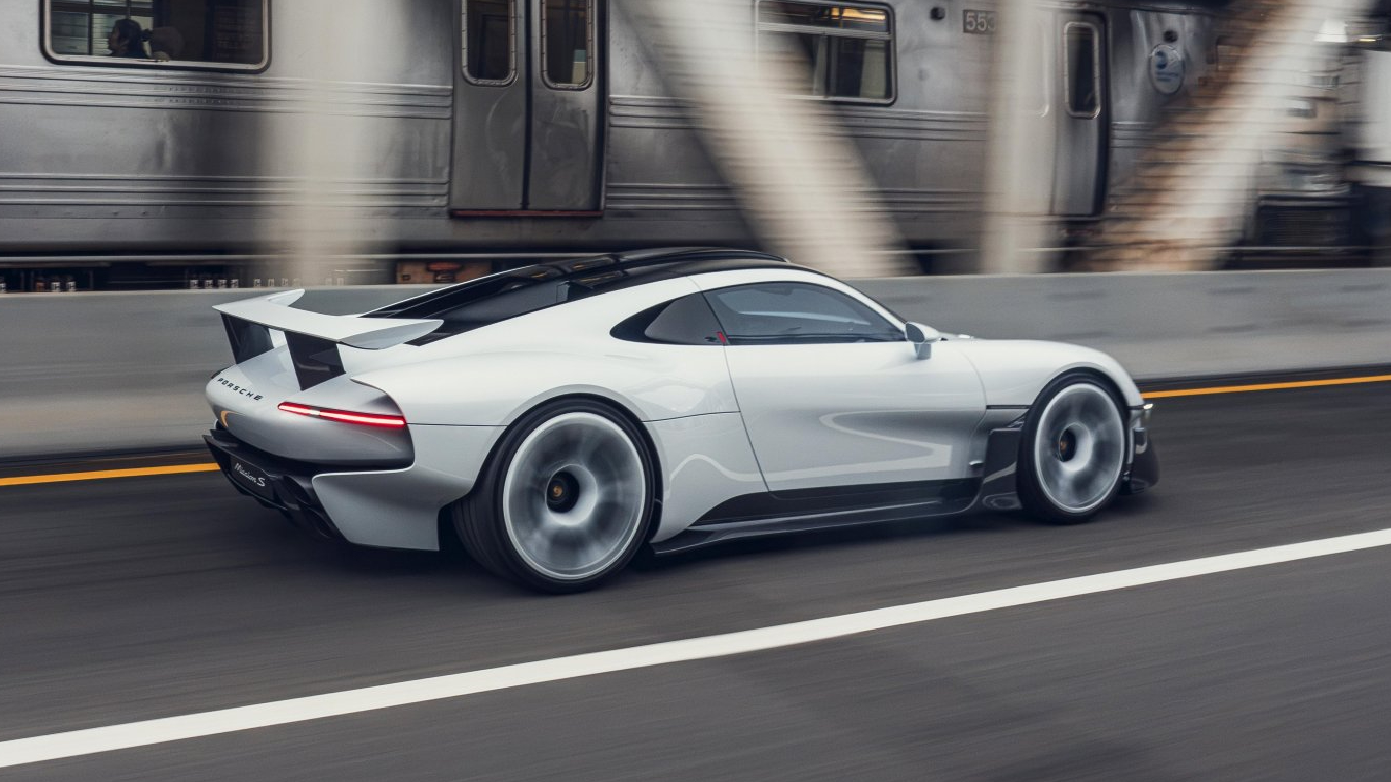 Porsche Mission S