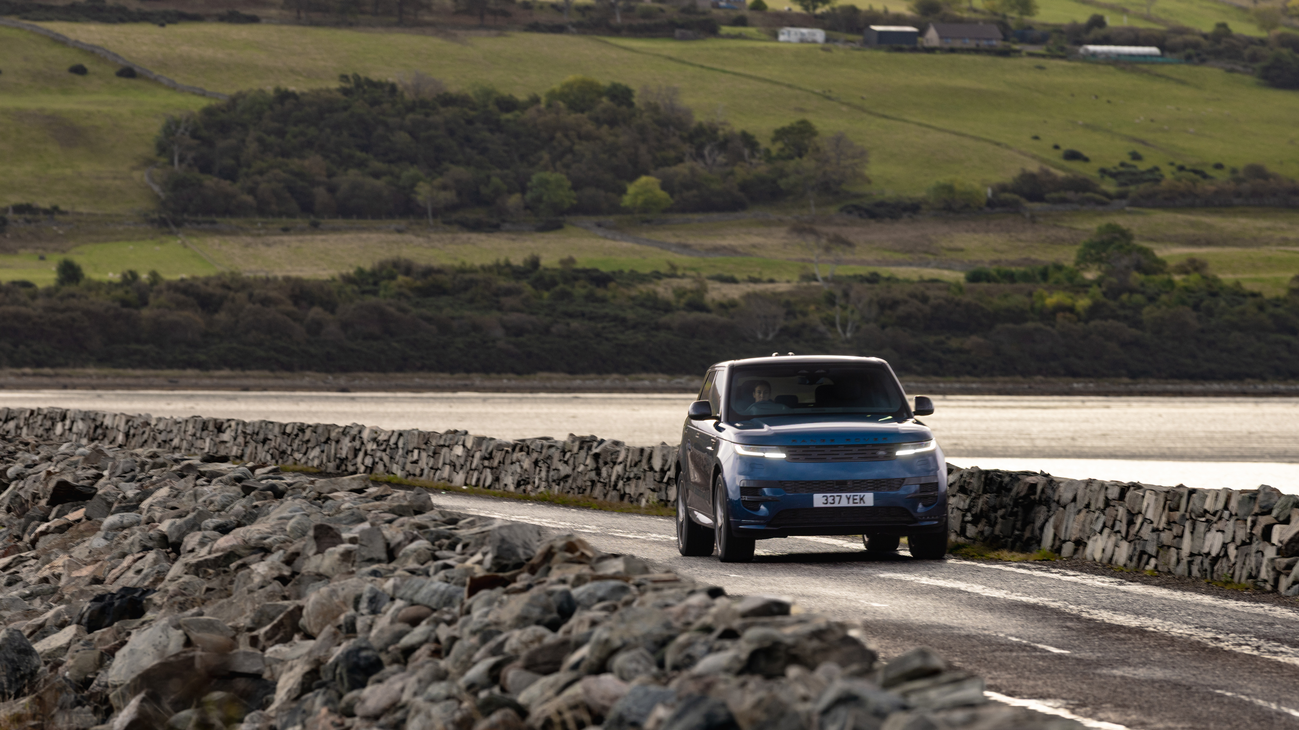 Range Rover Sport Electric