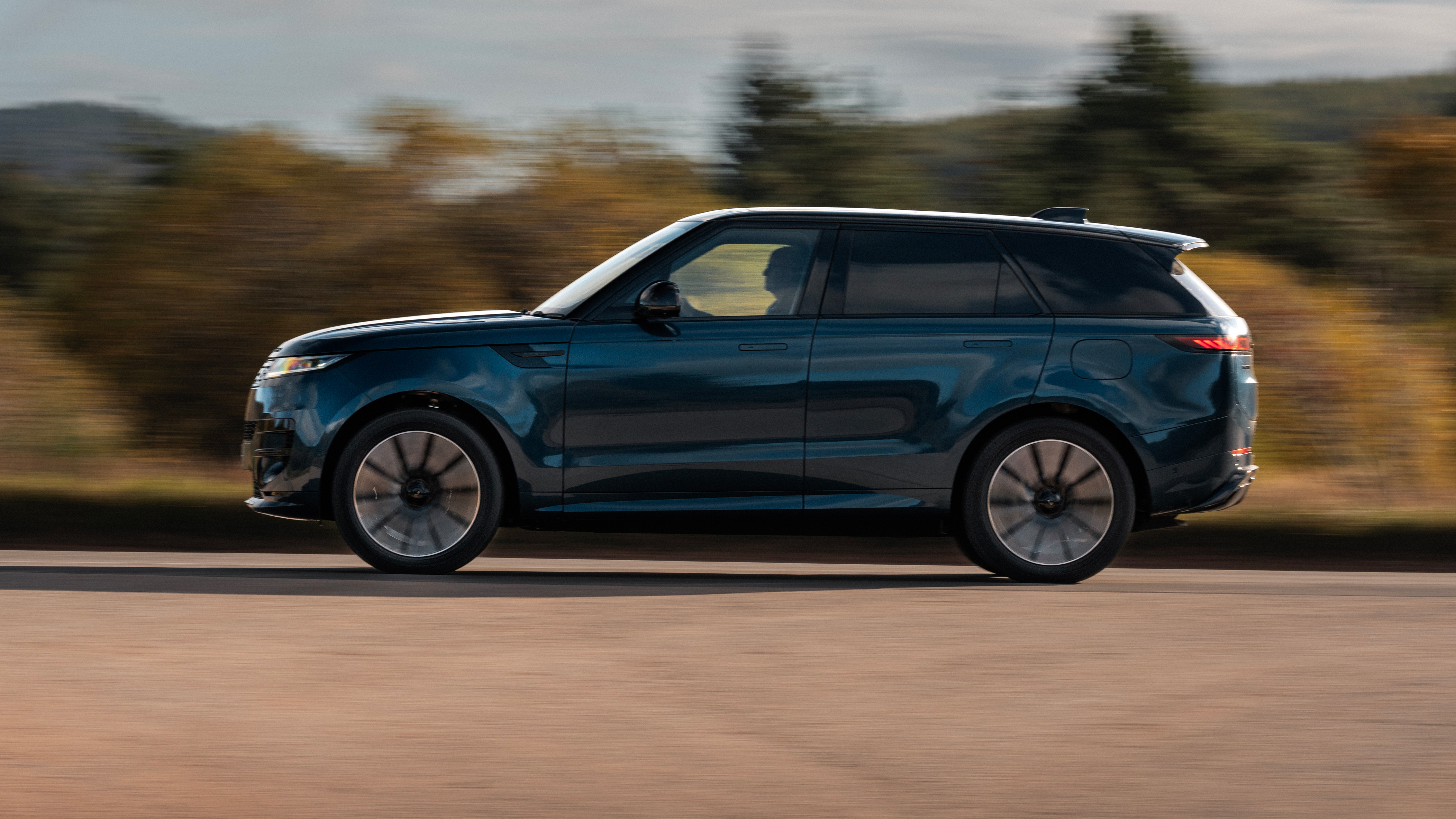 Range Rover Sport Electric