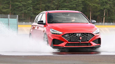 Wet handling tyre test
