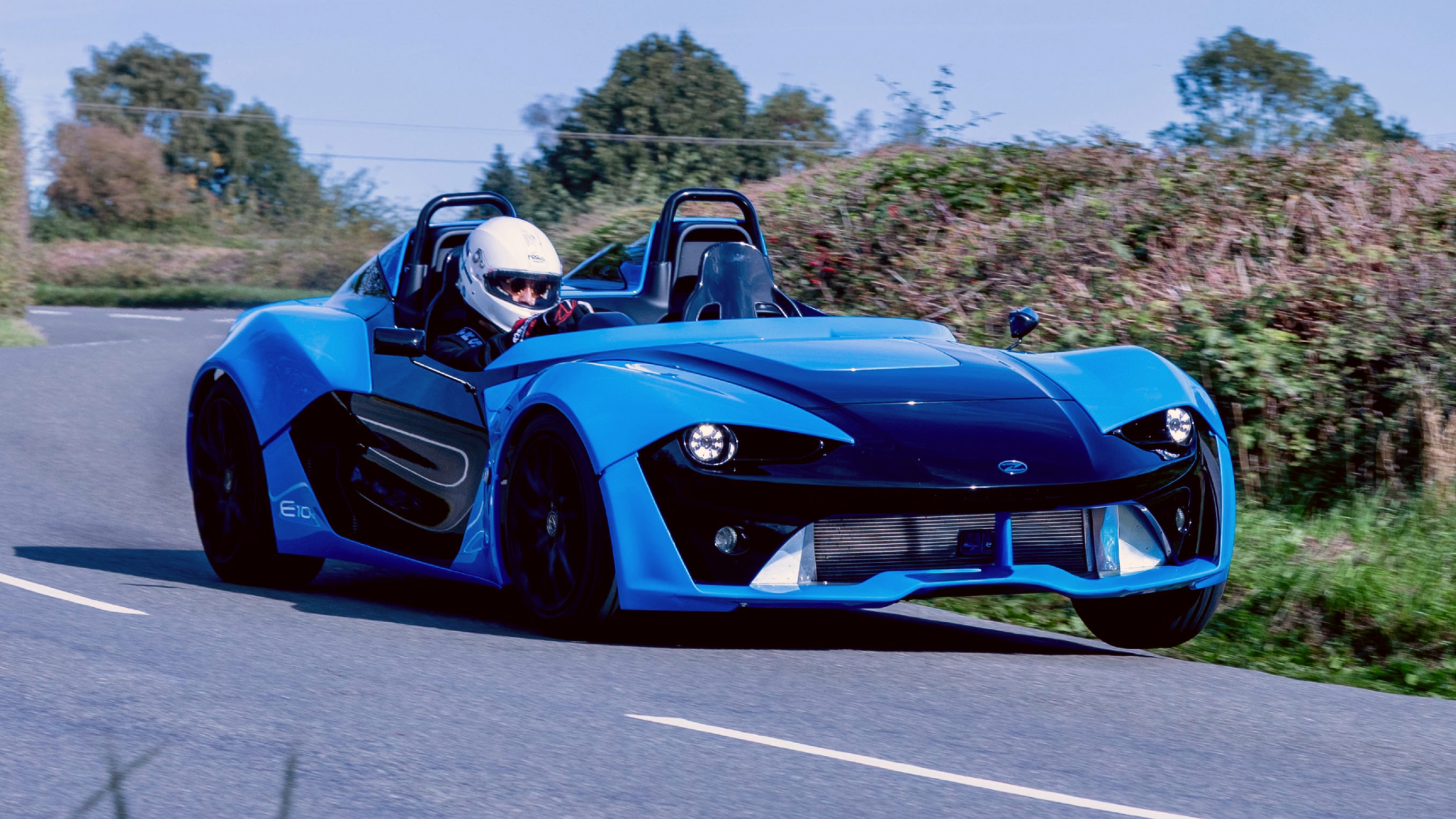 Zenos E10