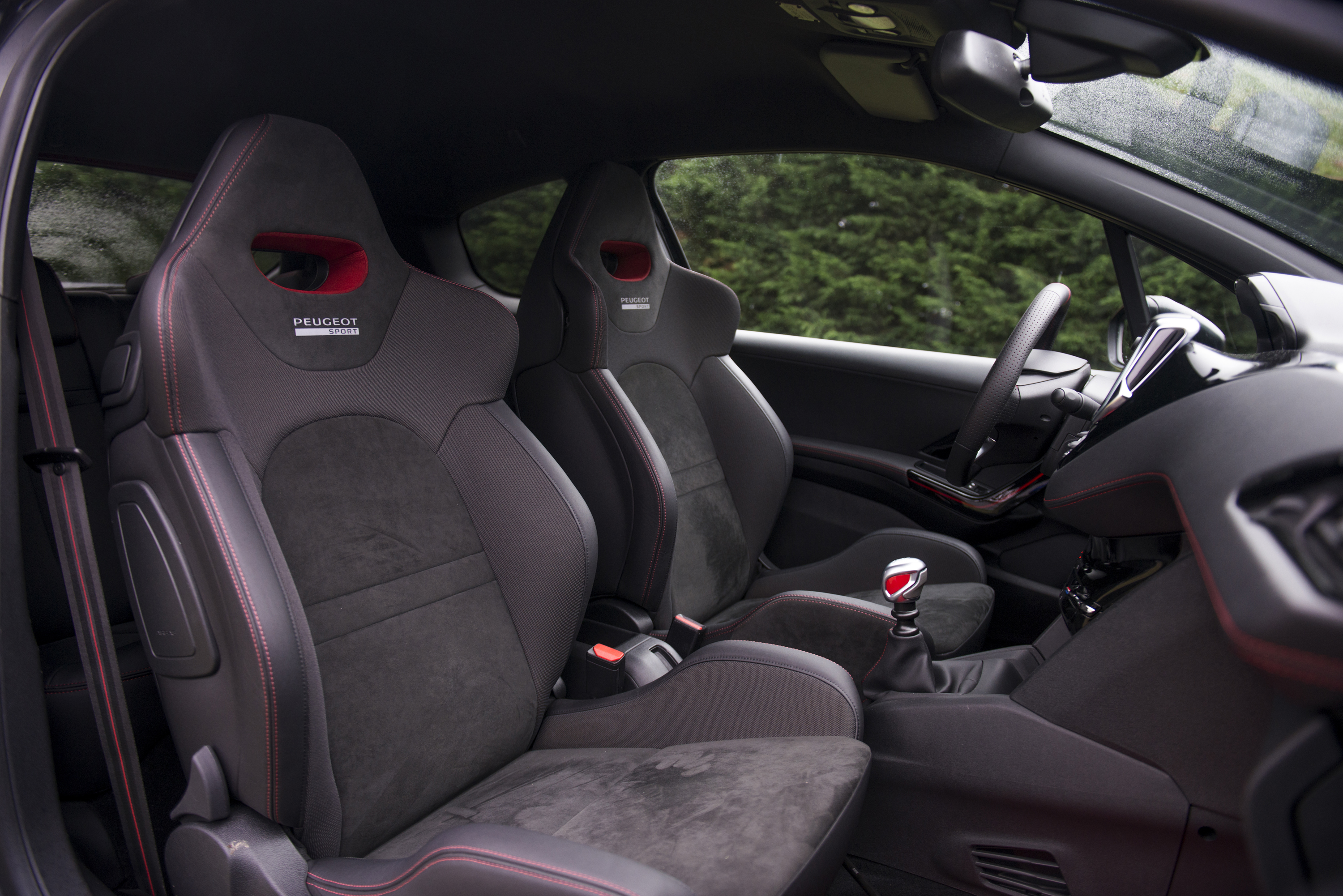 Peugeot 208 GTI 30th Anniversary