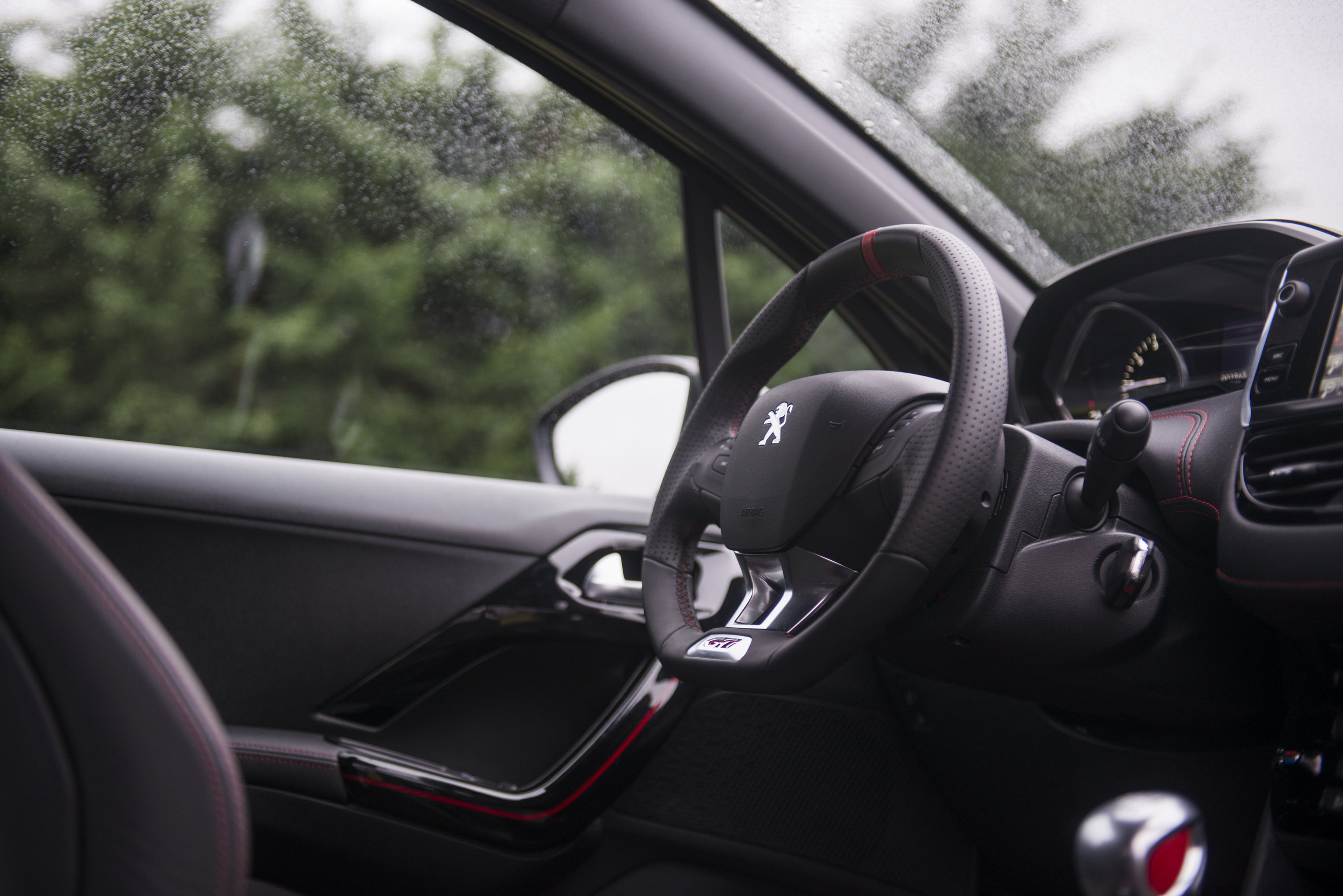 Peugeot 208 GTI 30th Anniversary