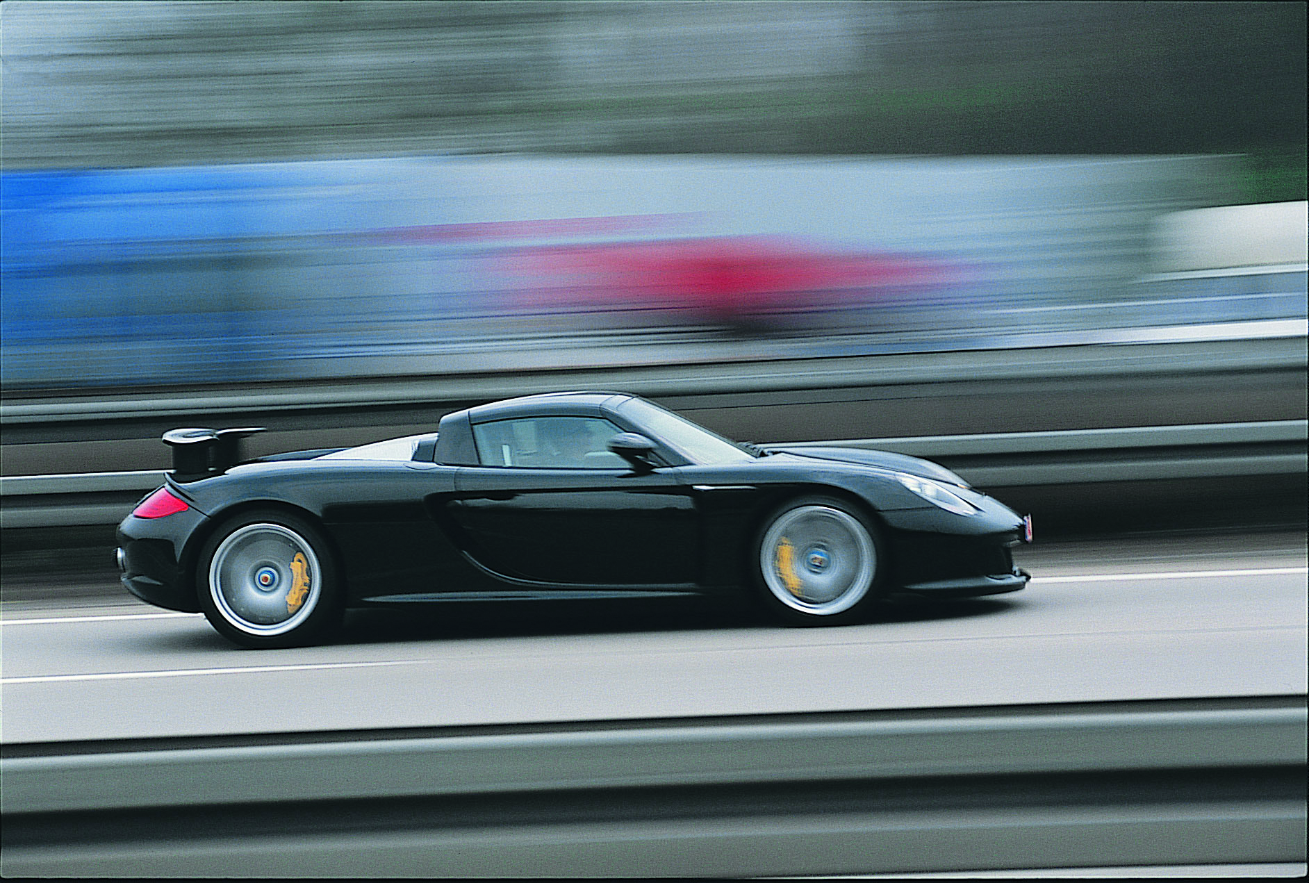 Porsche Carrera GT front