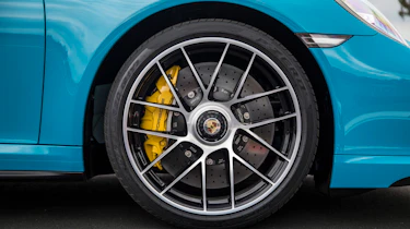 991.2 Porsche 911 Turbo S - wheel