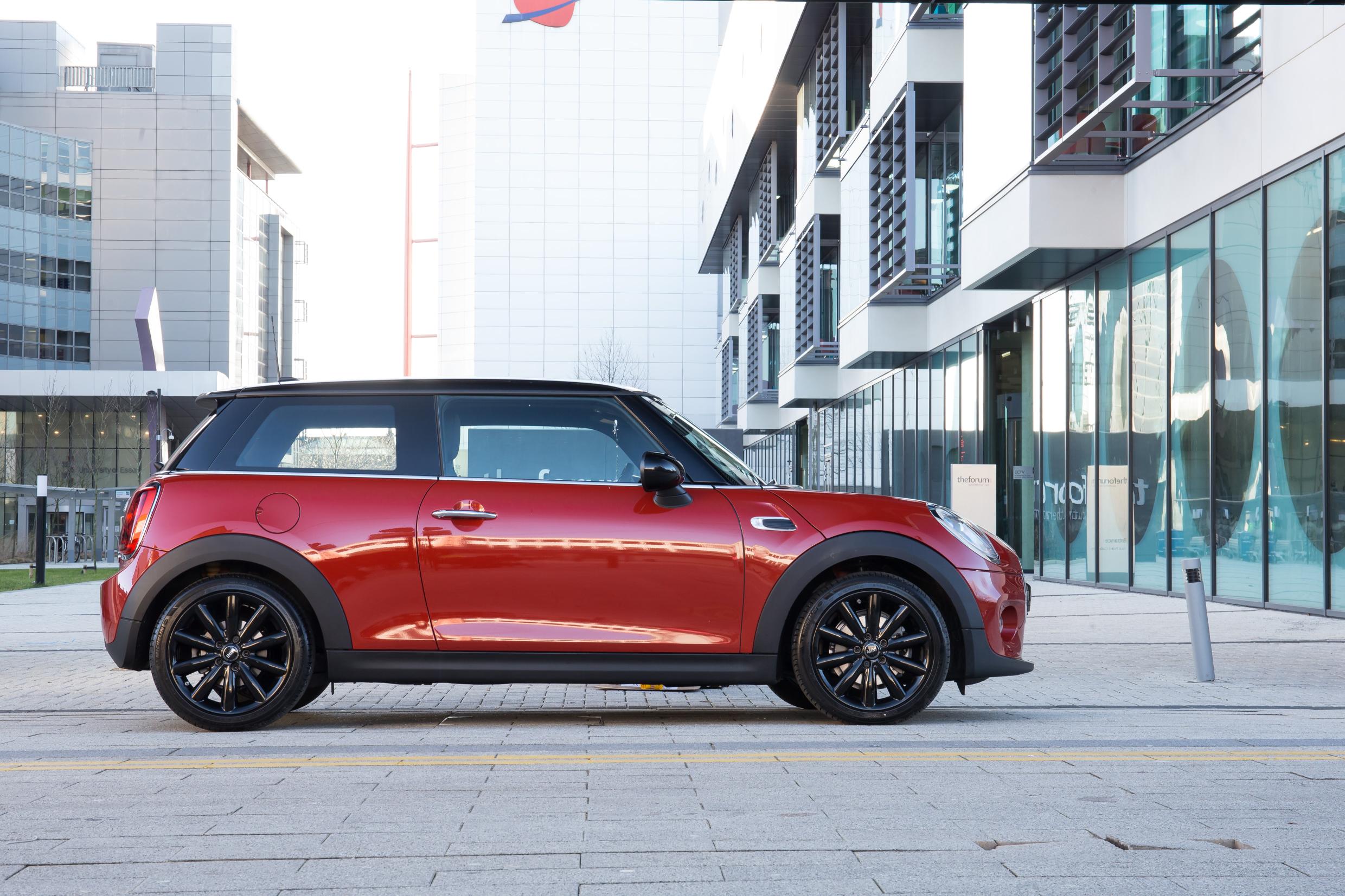 Mini Cooper D side