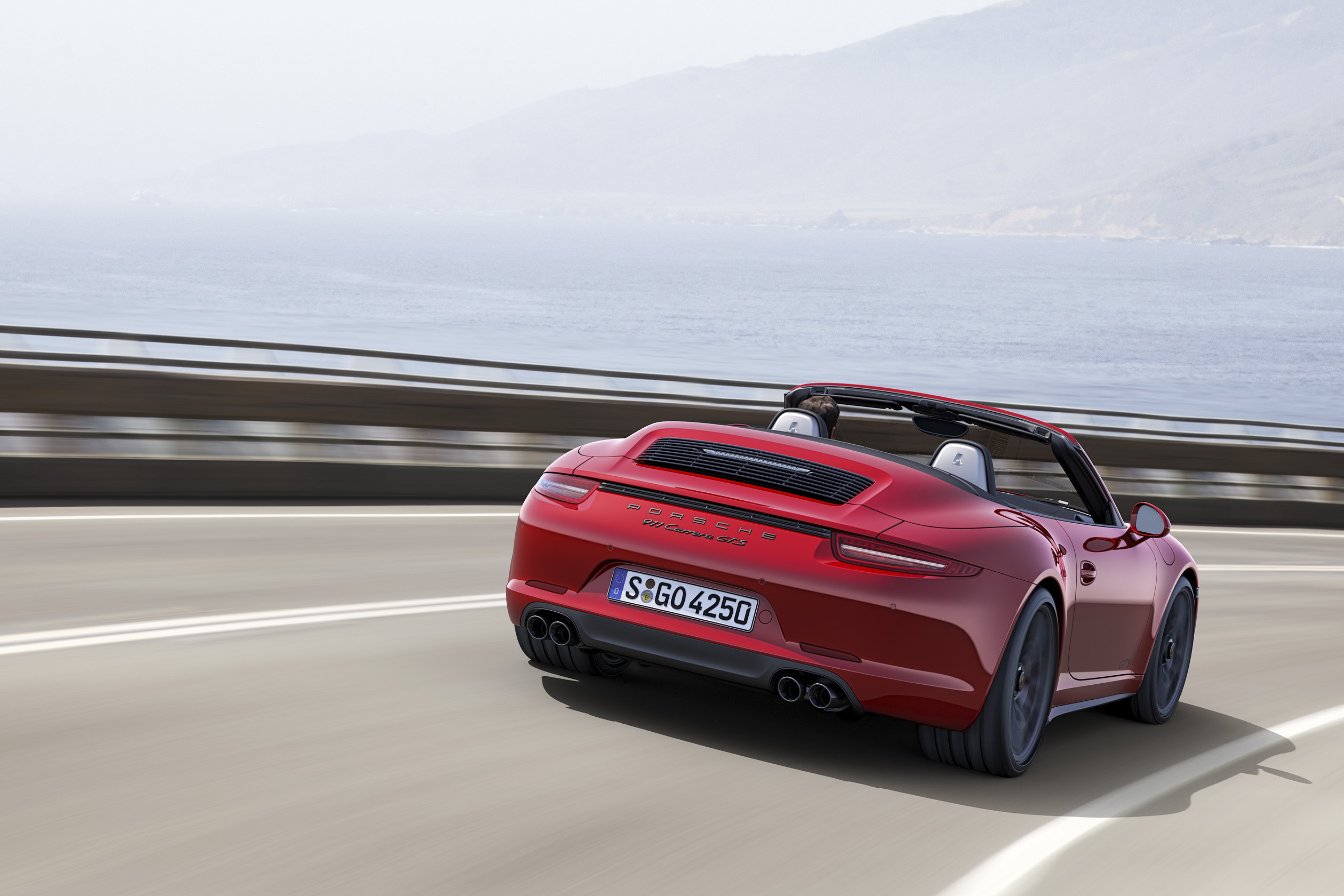 Porsche 911 GTS Cabriolet