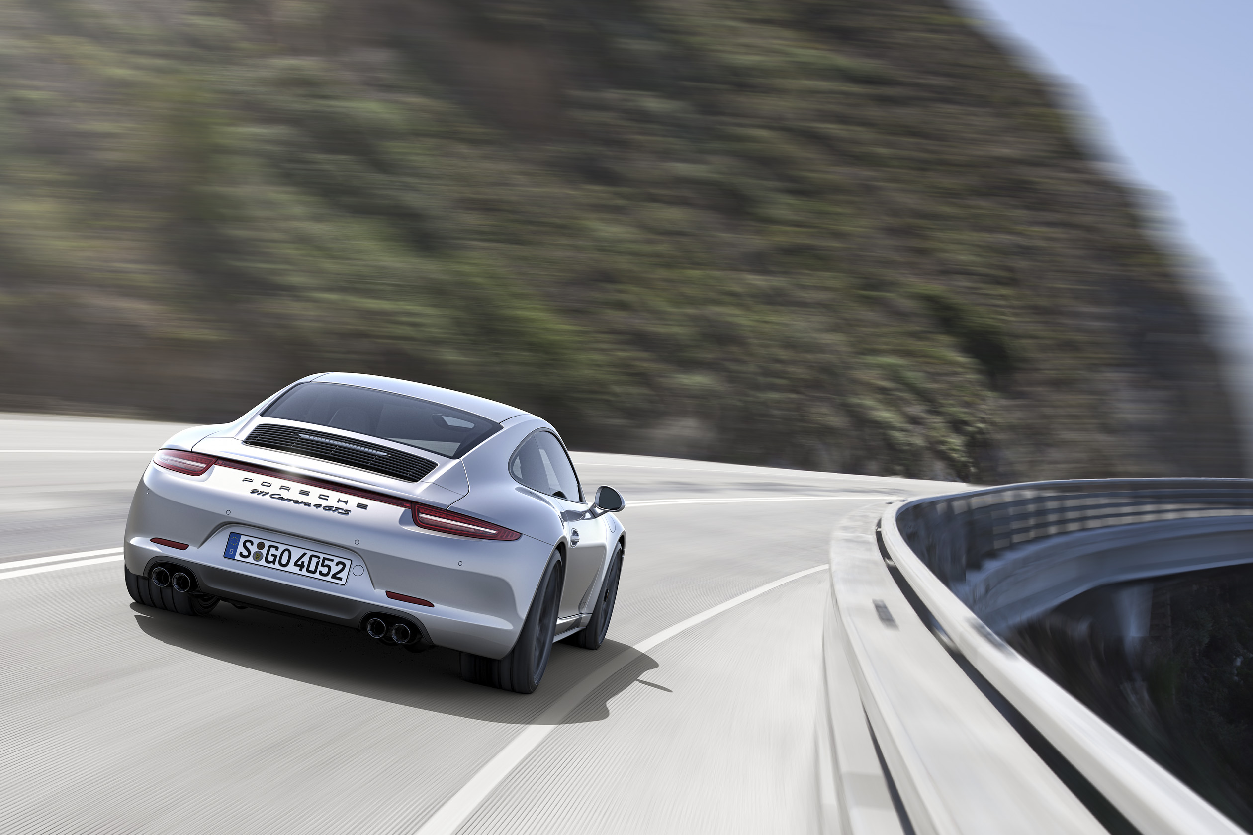 Porsche 911 GTS Coupe