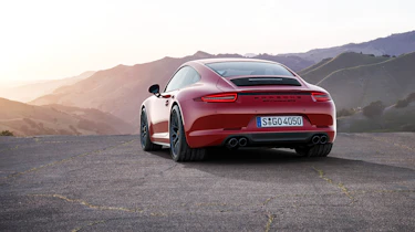 Porsche 911 GTS Coupe
