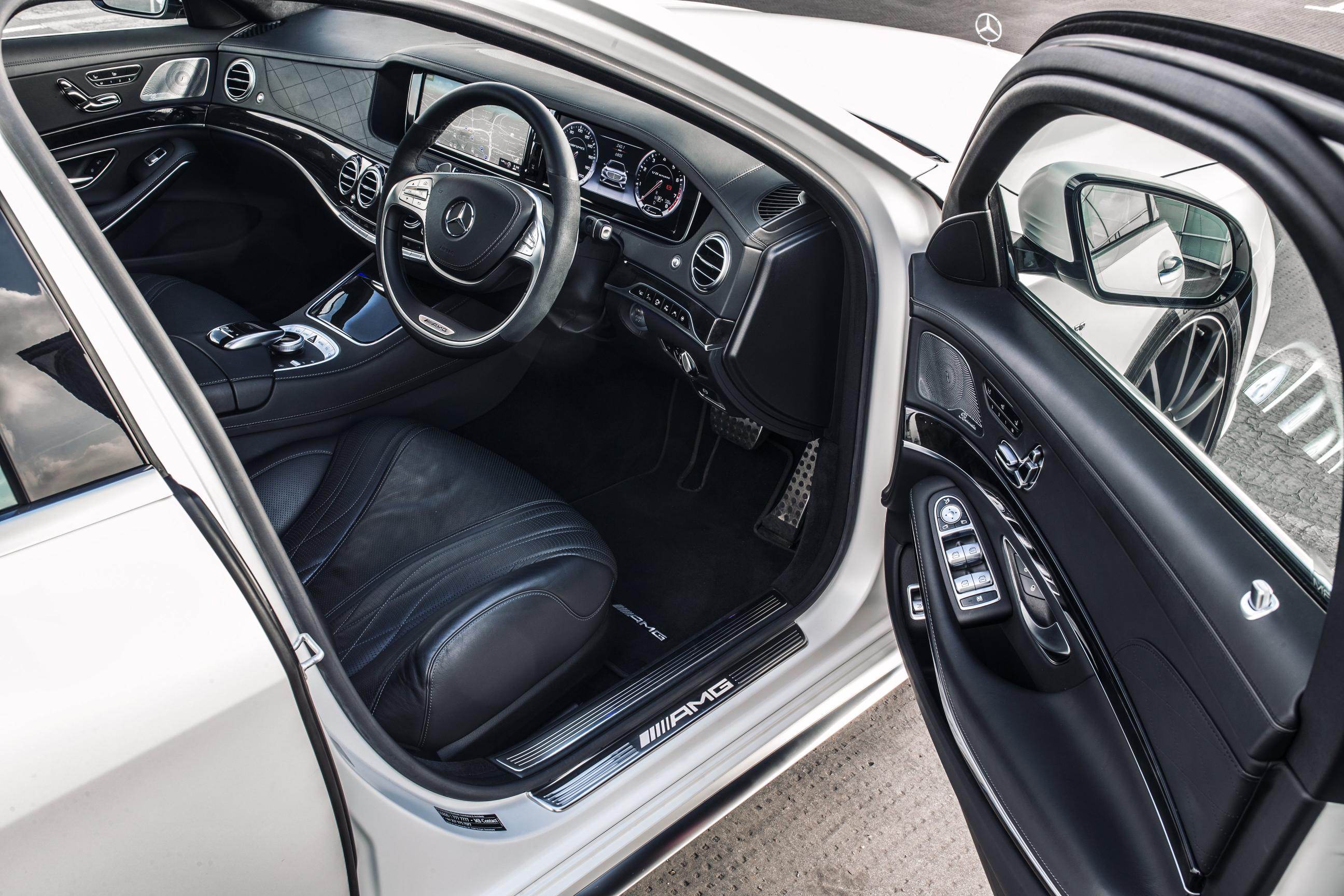 Mercedes-Benz S-class – interior
