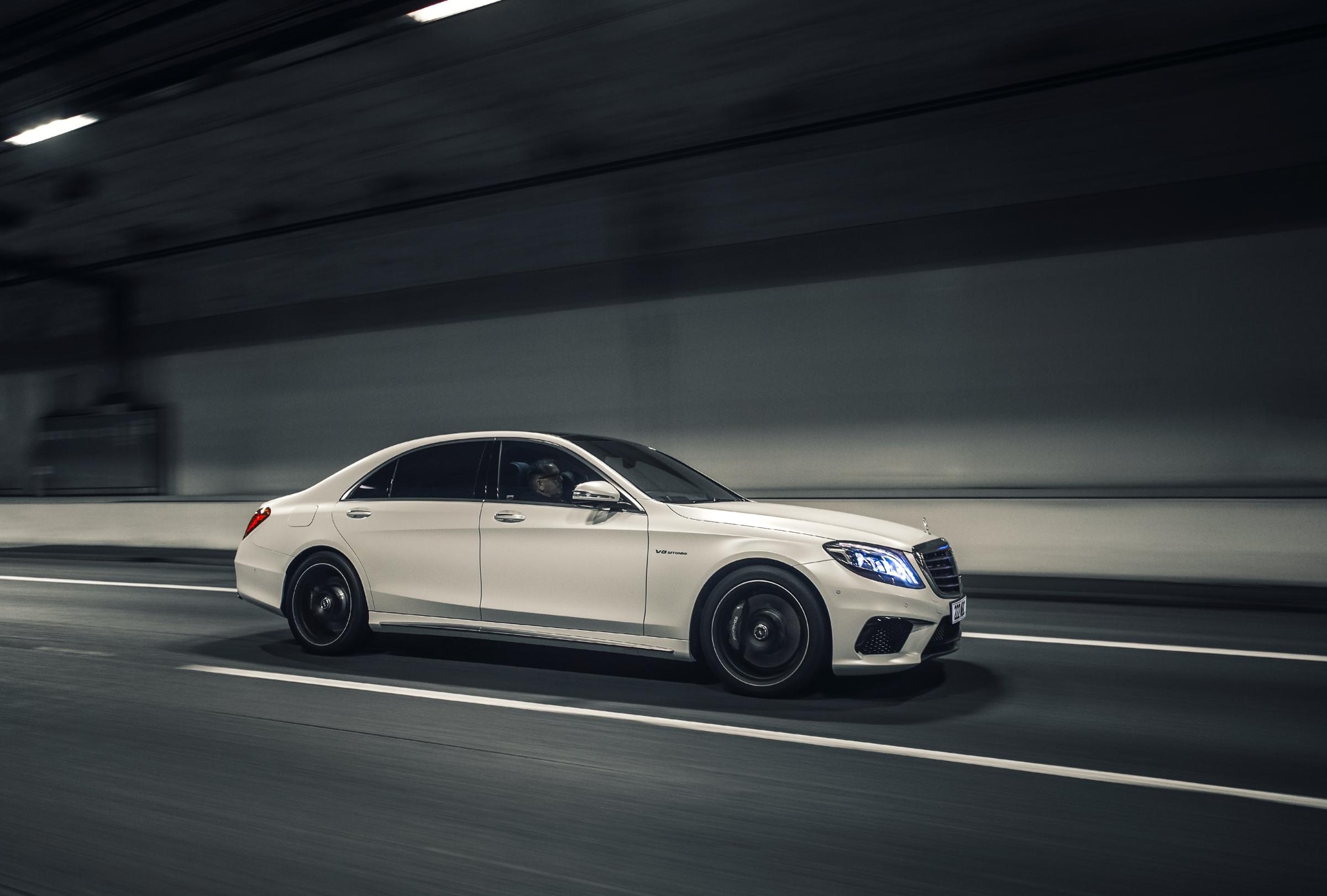 Mercedes-Benz S-class – side