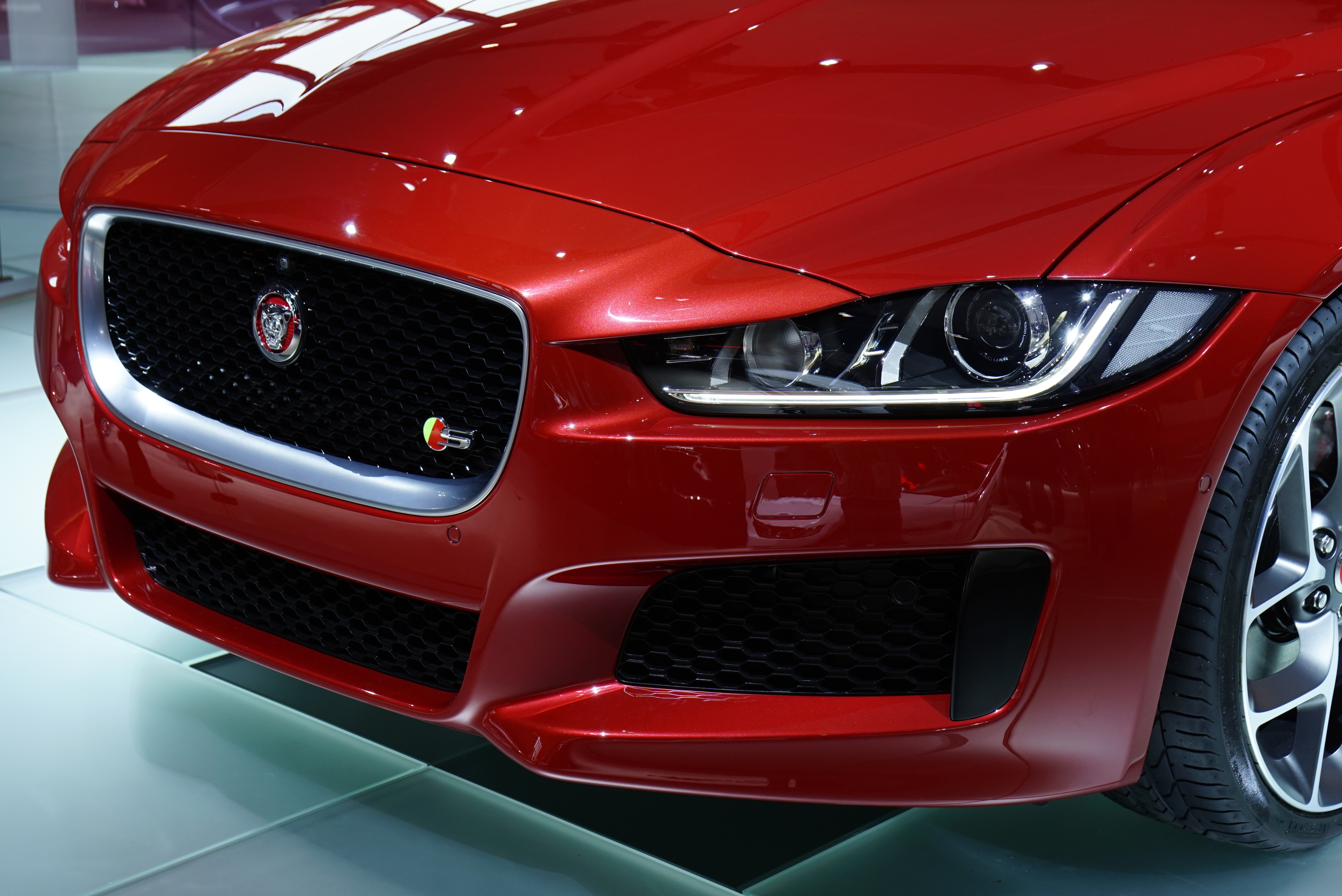 Jaguar XE front end
