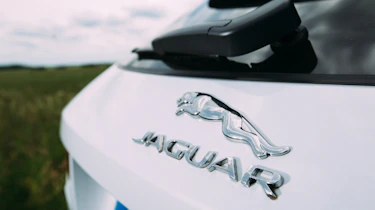 Jaguar F-Pace - Badge