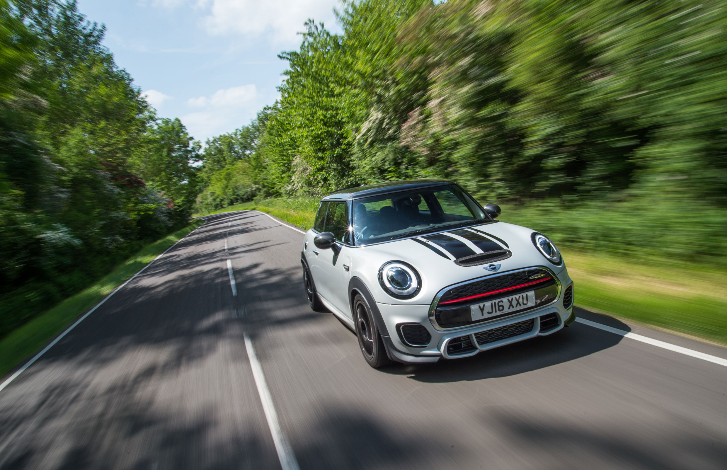 Mini John Cooper Works Challenge - Front