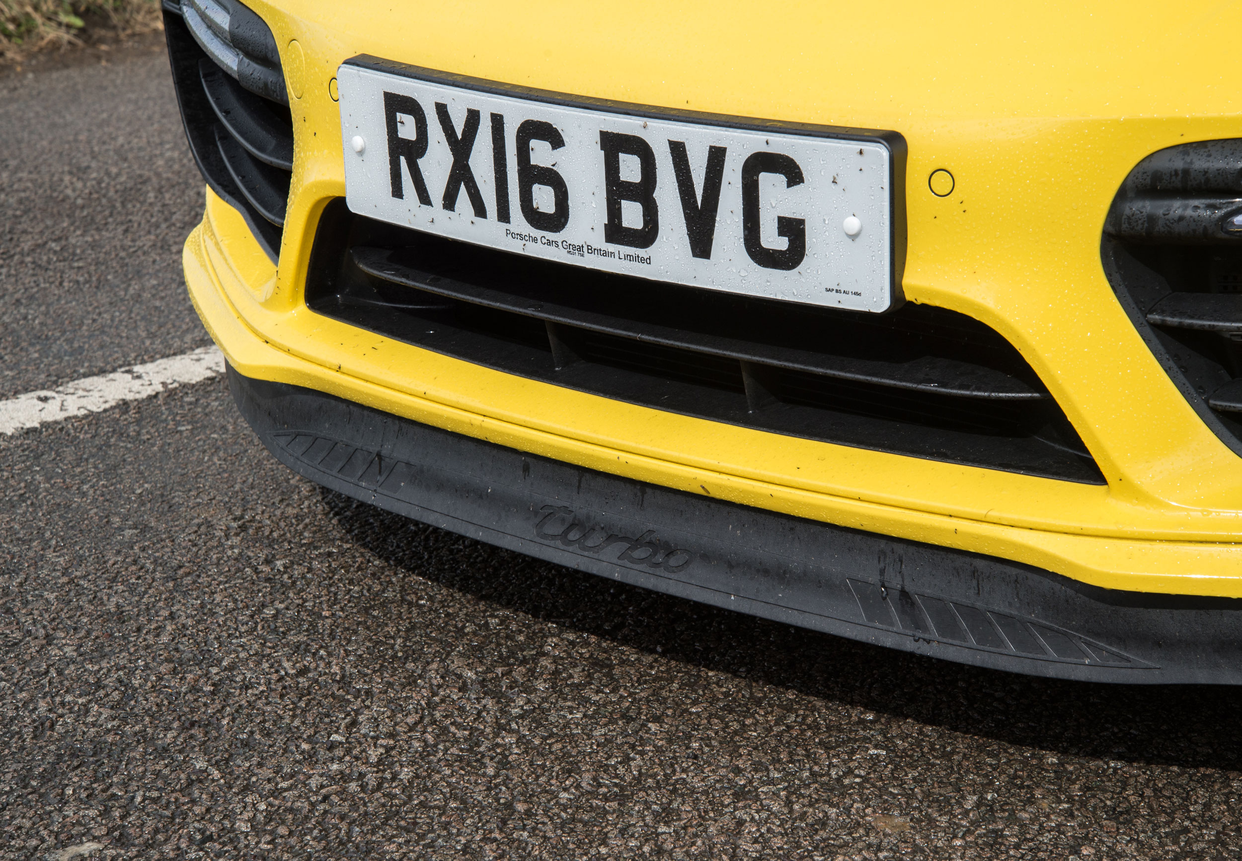 991.2 Porsche 911 Turbo S - splitter