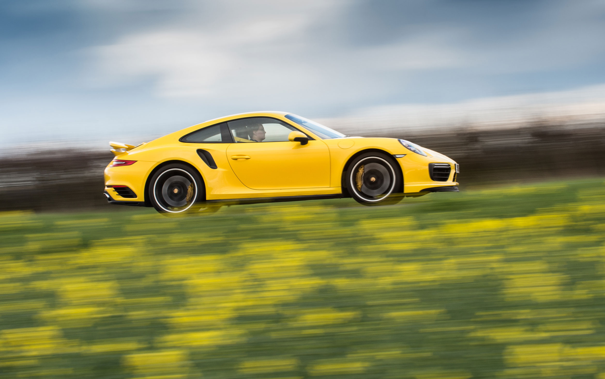 991.2 Porsche 911 Turbo S - profile tracking 