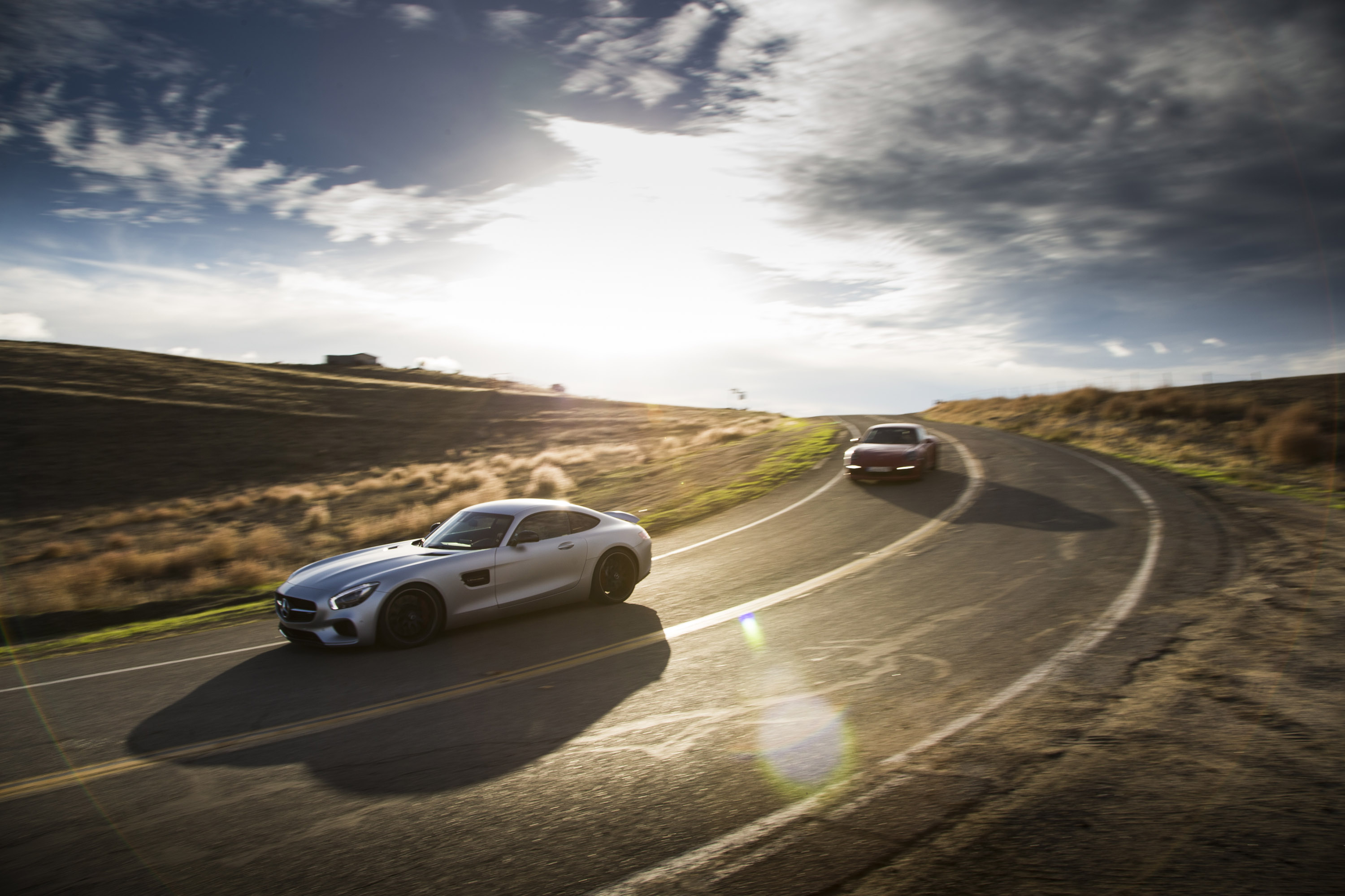 Mercedes-AMG GT and Porsche 911 GTS