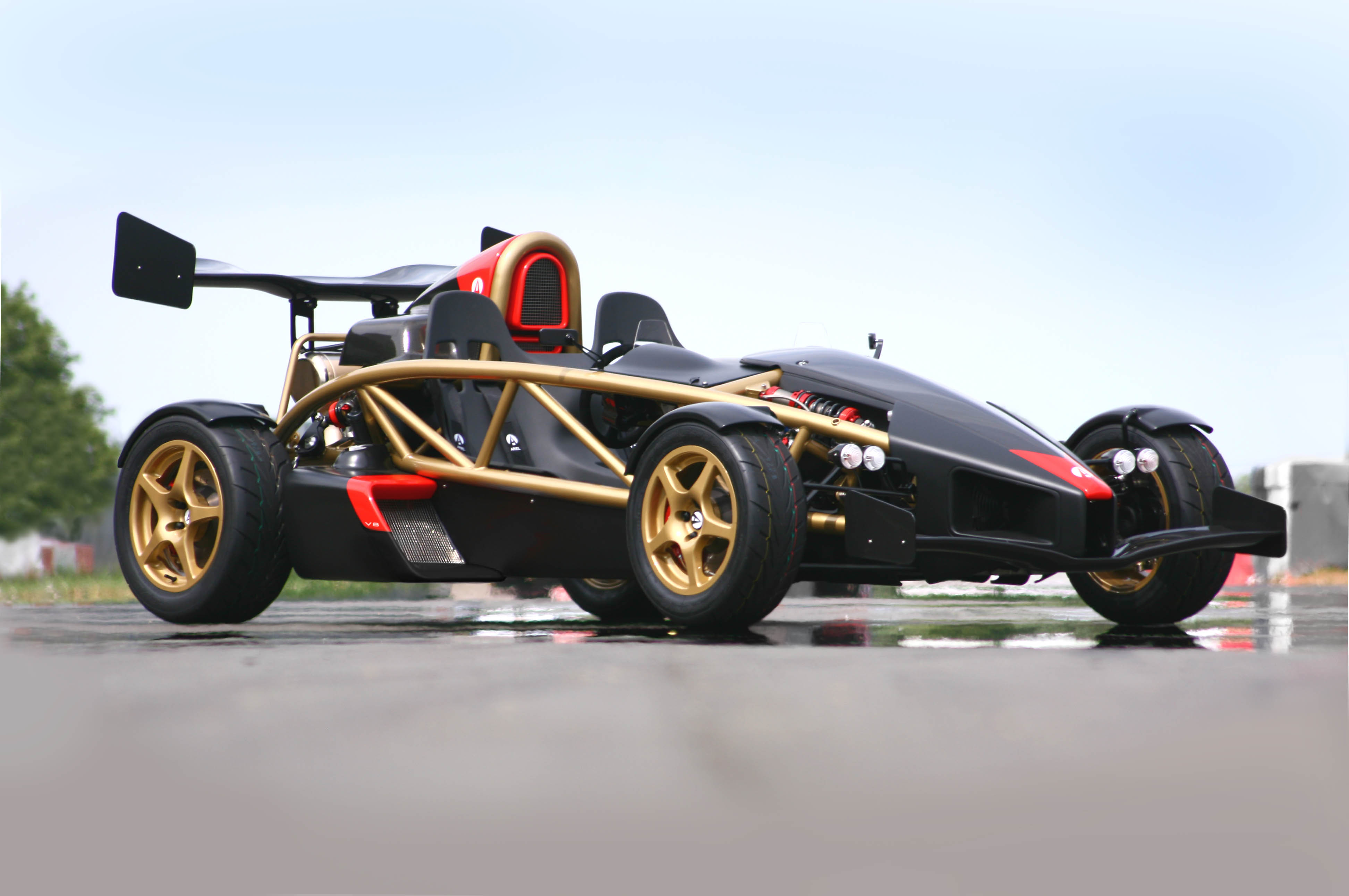Ariel Atom V8