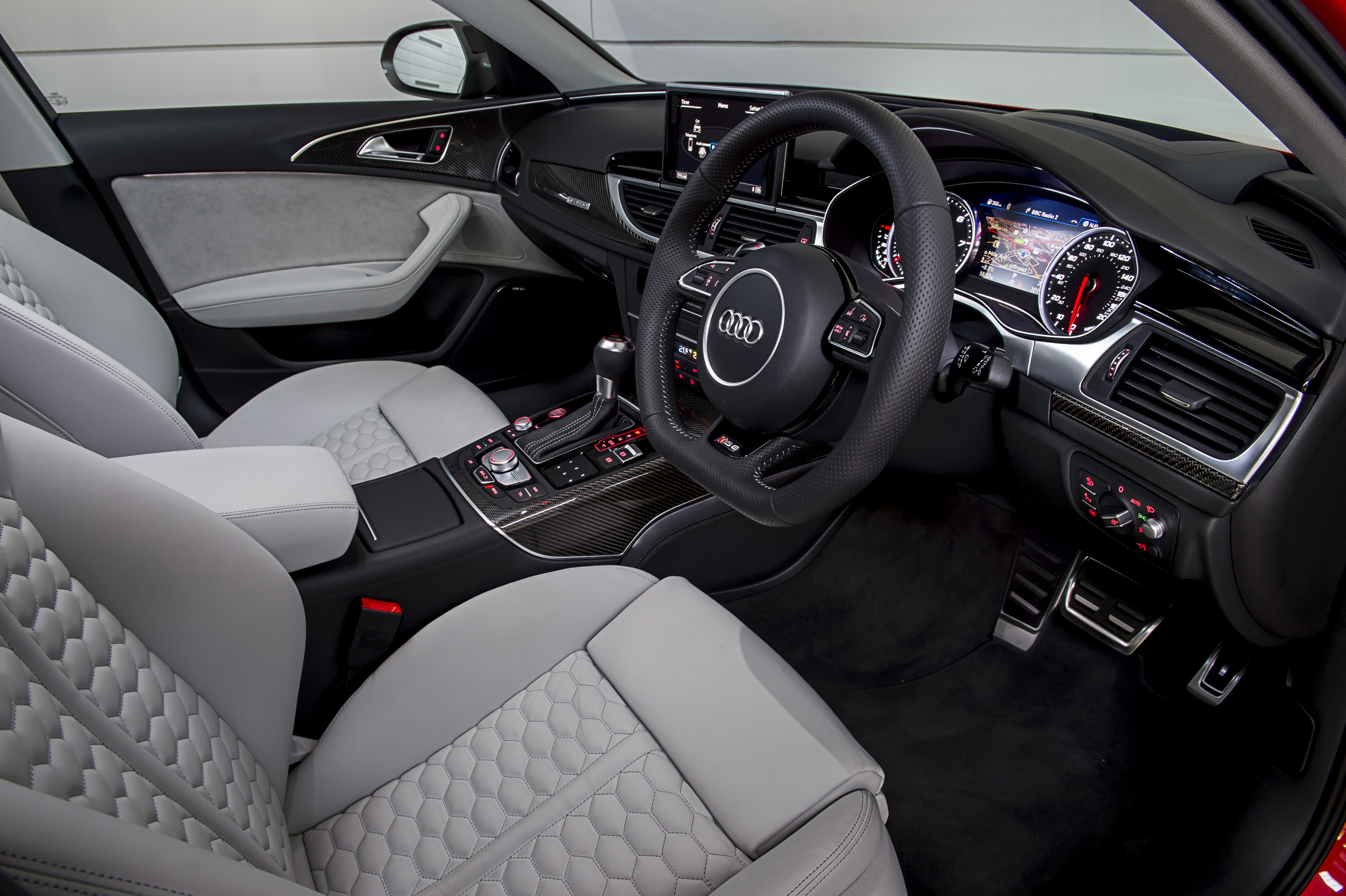 Audi RS6 interior