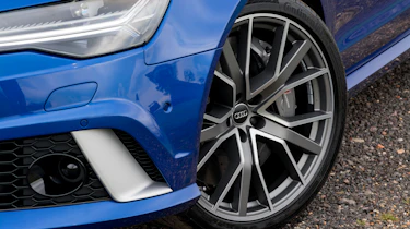 Audi RS6 front wheel