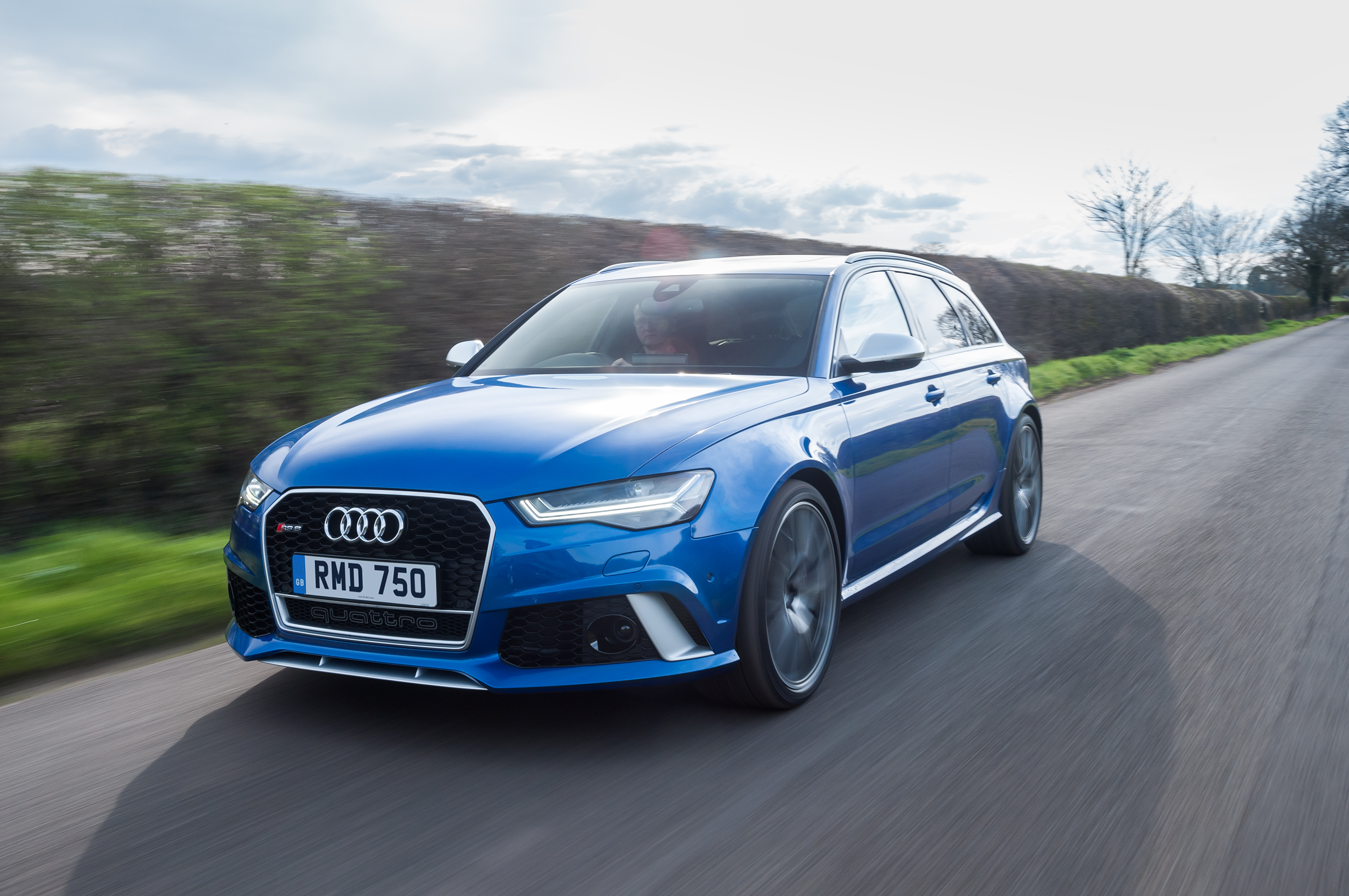 Audi RS6 – front
