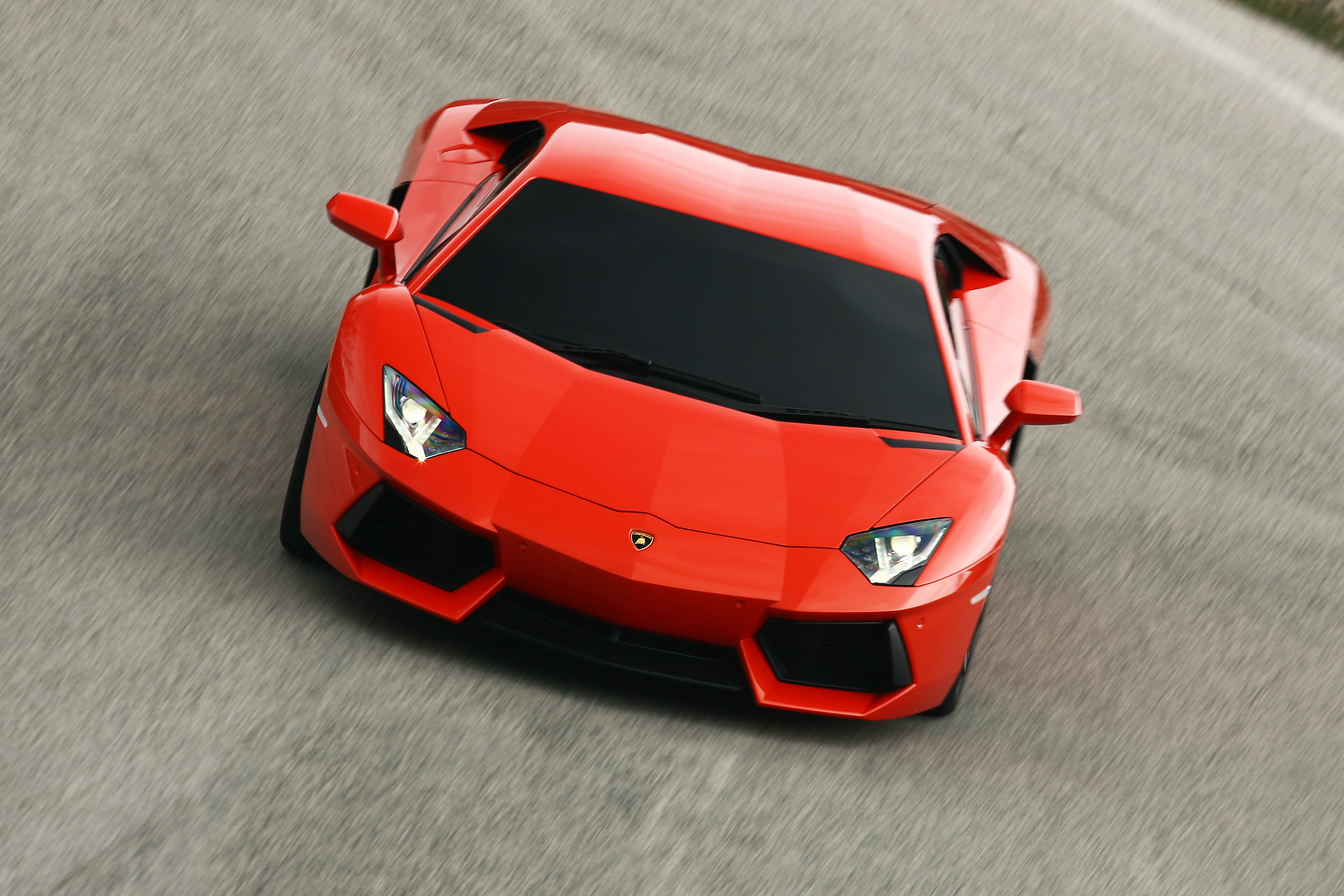 Lamborghini Aventador 