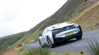 BMW i8