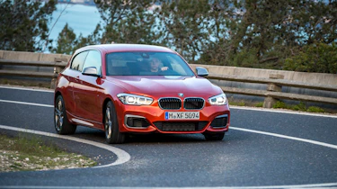 M140i side