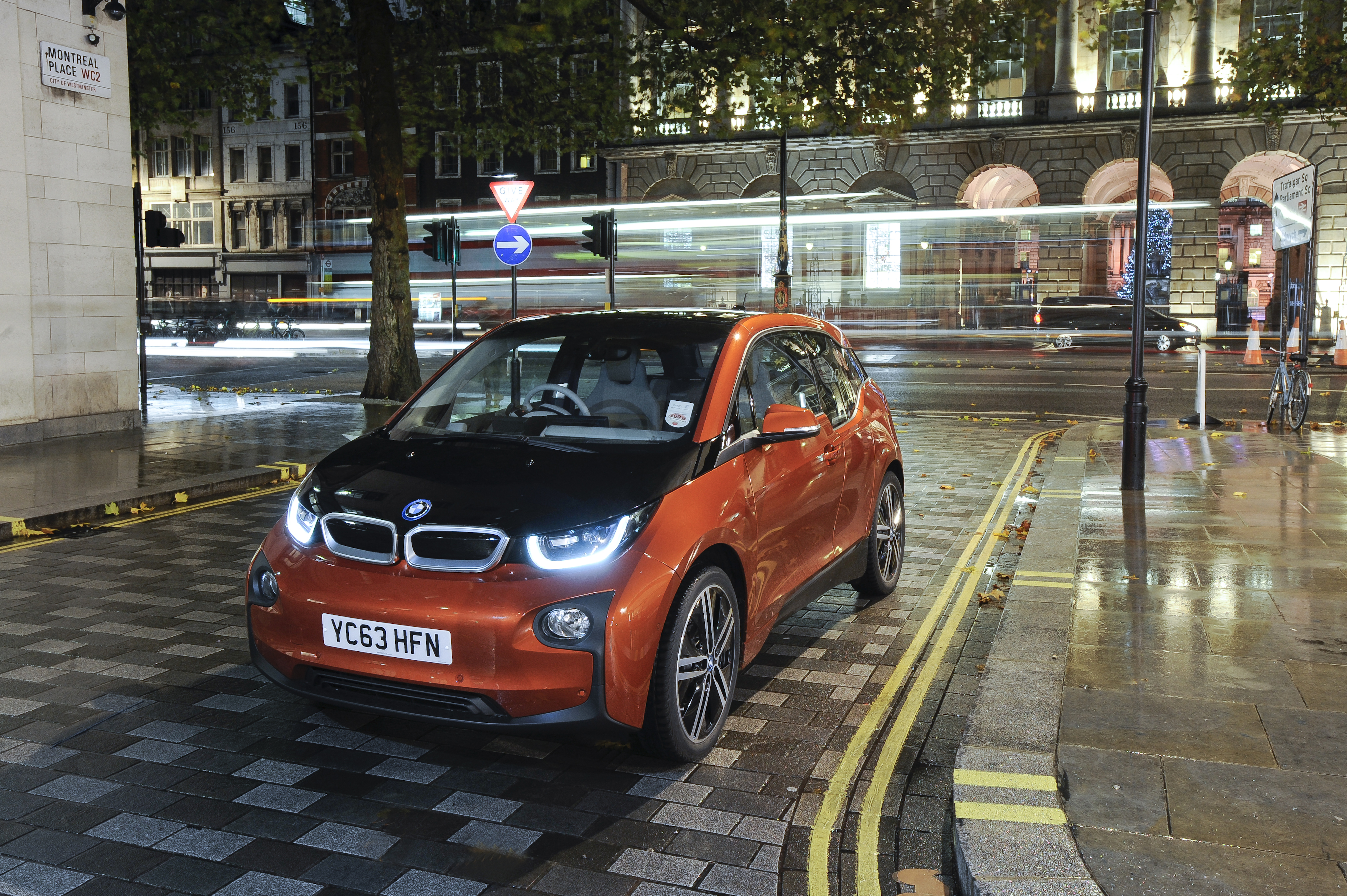 BMW i3