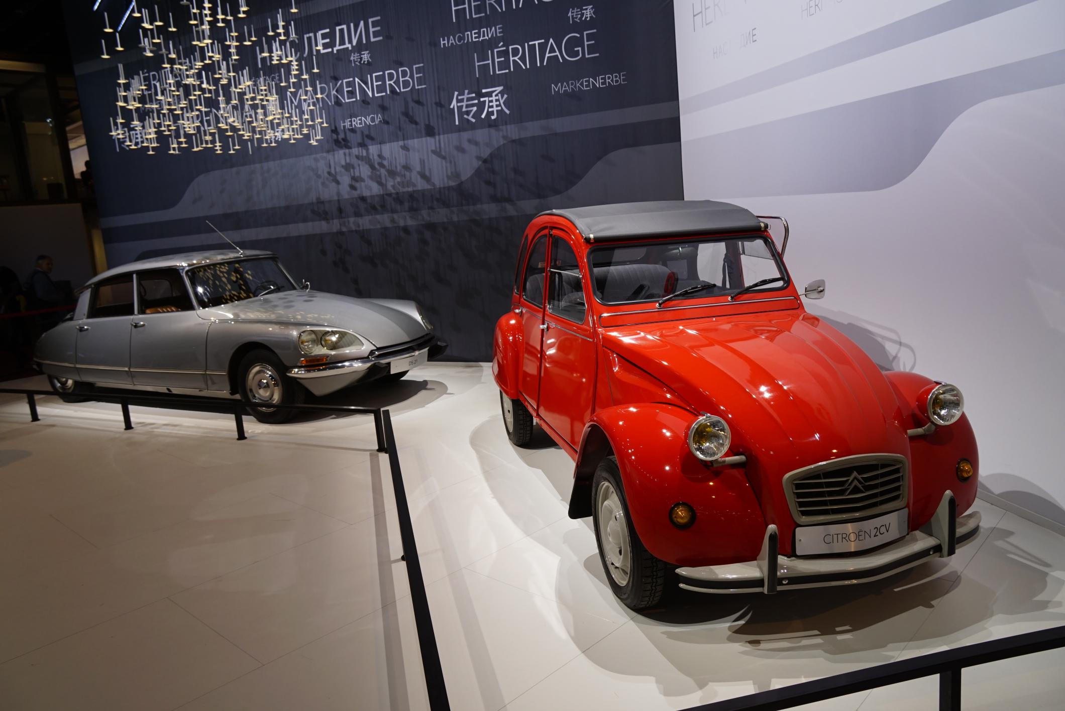 Citroen DS and 2CV: Paris motor show 2014