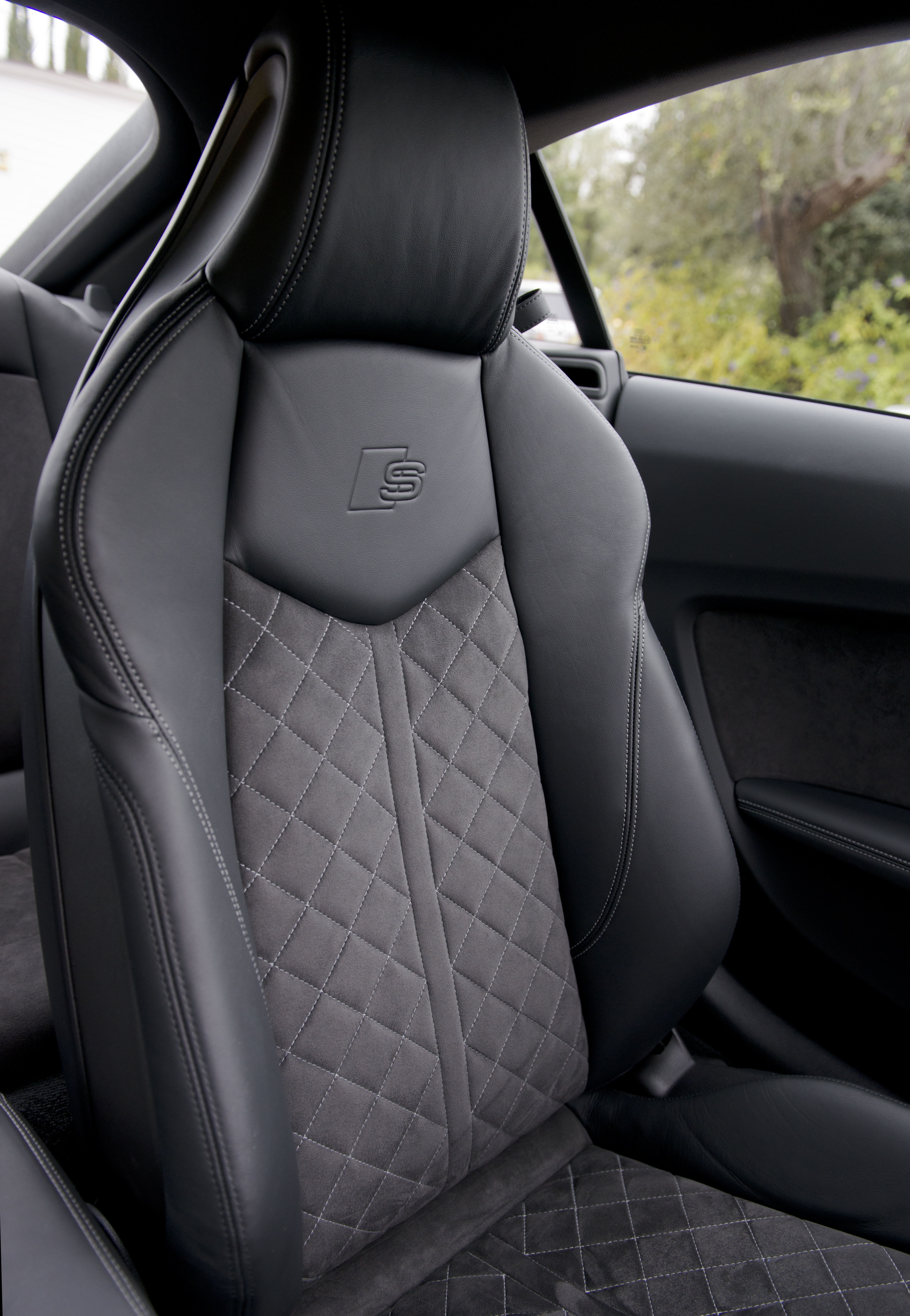 Audi TT S seat