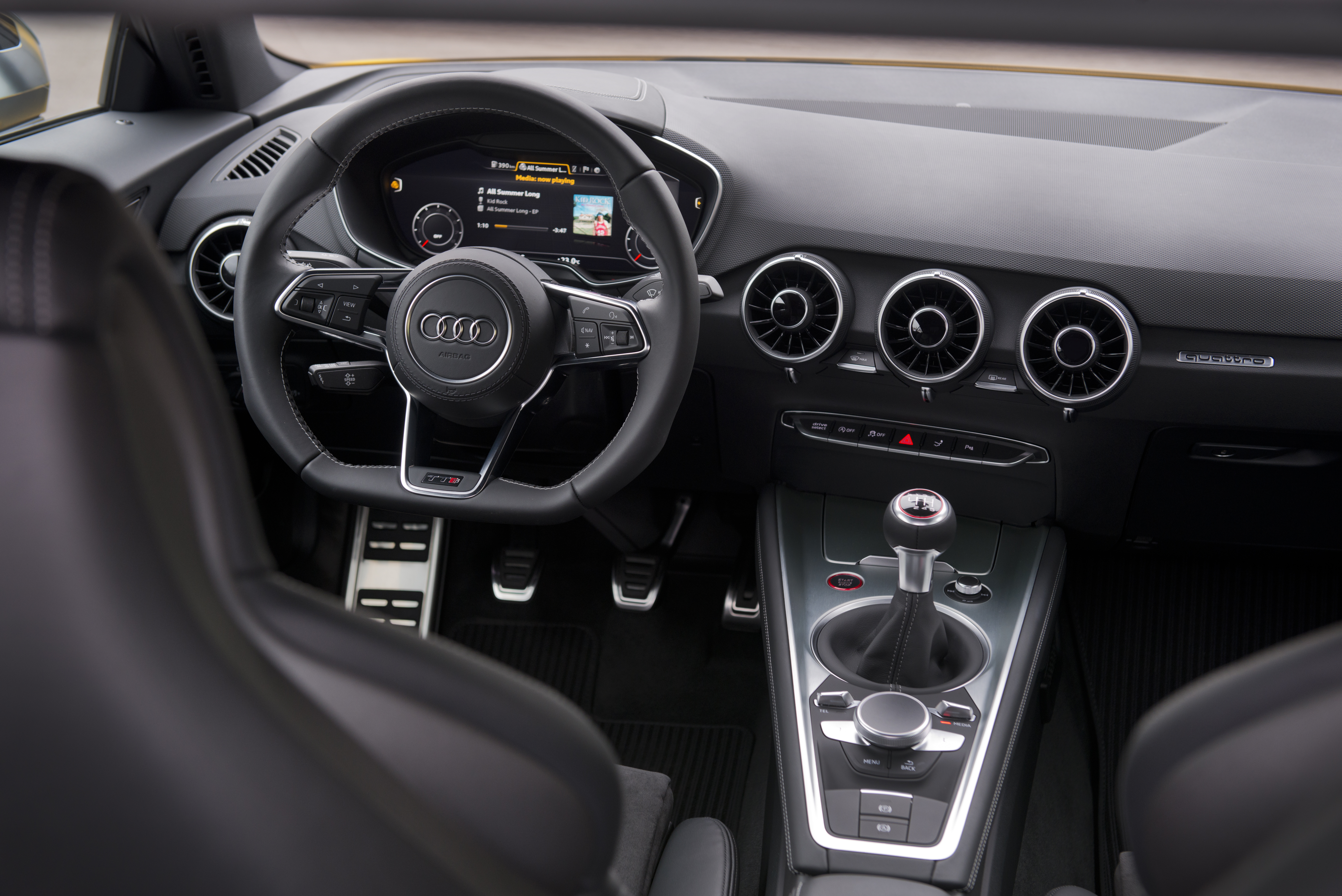 Audi TT S interior
