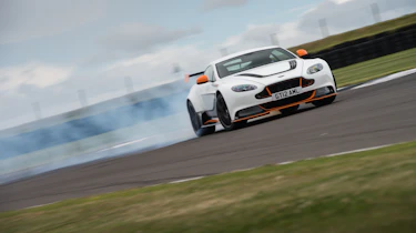 Aston Martin Vantage GT12