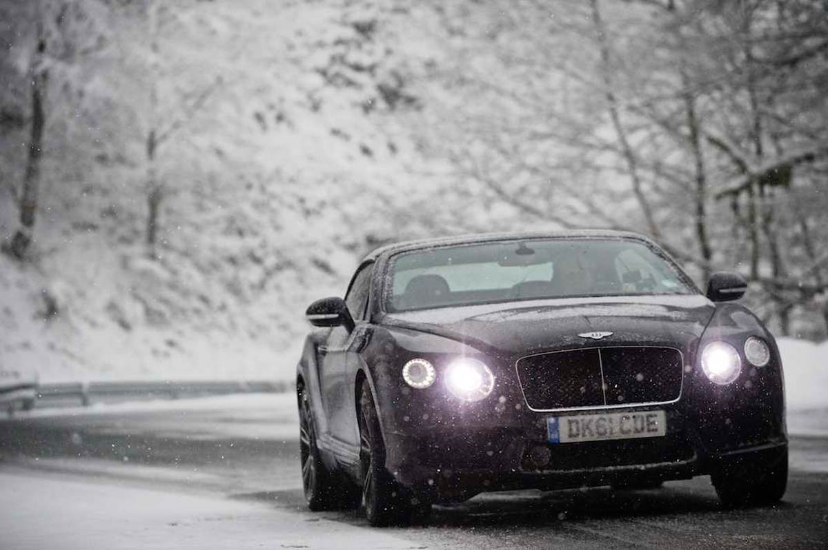 Bentley Continental GTC V8 to the snow