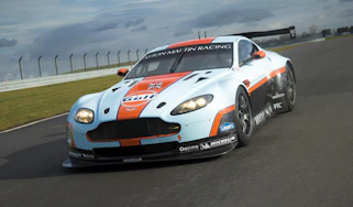 Aston Martin returns to international GT motor sport