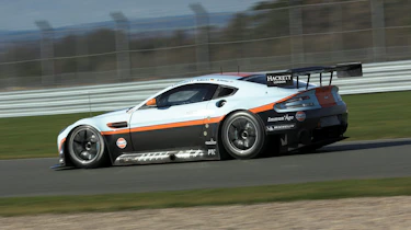 Aston Martin returns to international GT motor sport