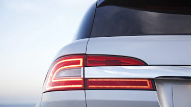 Jaguar XF Sportbrake officially unveiled