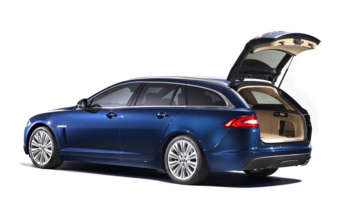 Jaguar XF Sportbrake officially unveiled