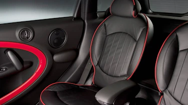 Mini Countryman John Cooper Works rear seats