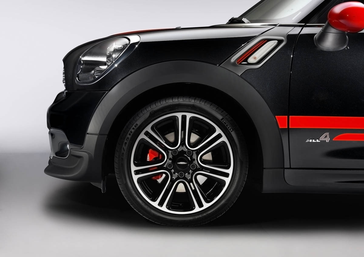 Mini Countryman John Cooper Works alloy wheel