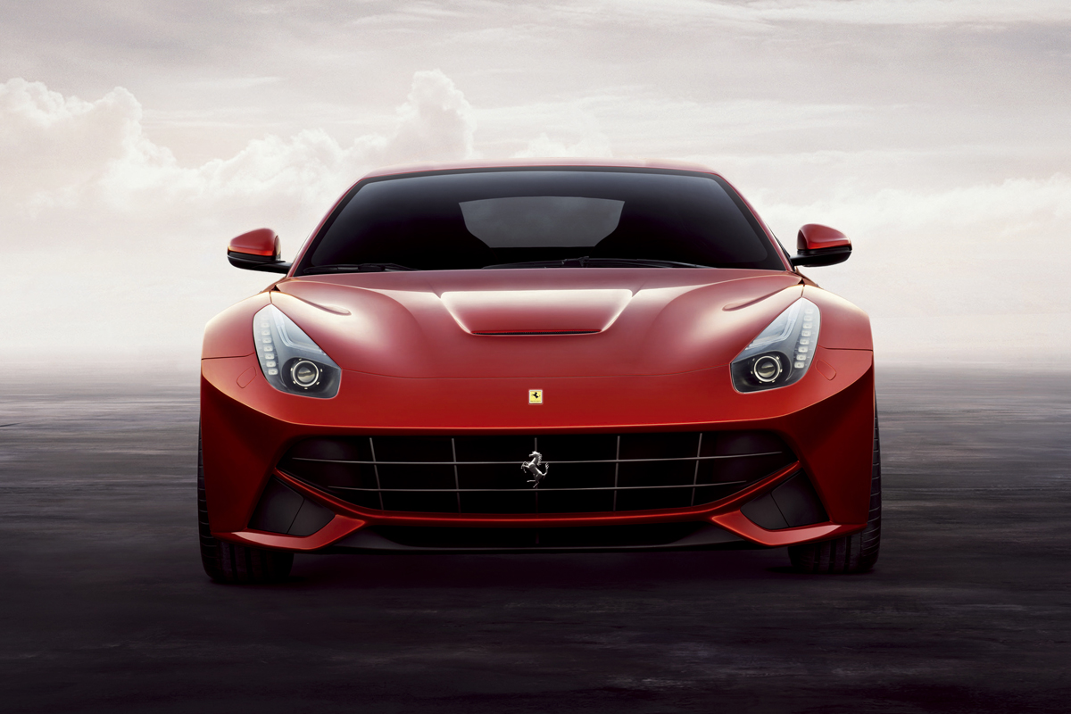 New Ferrari F12 Berlinetta revealed