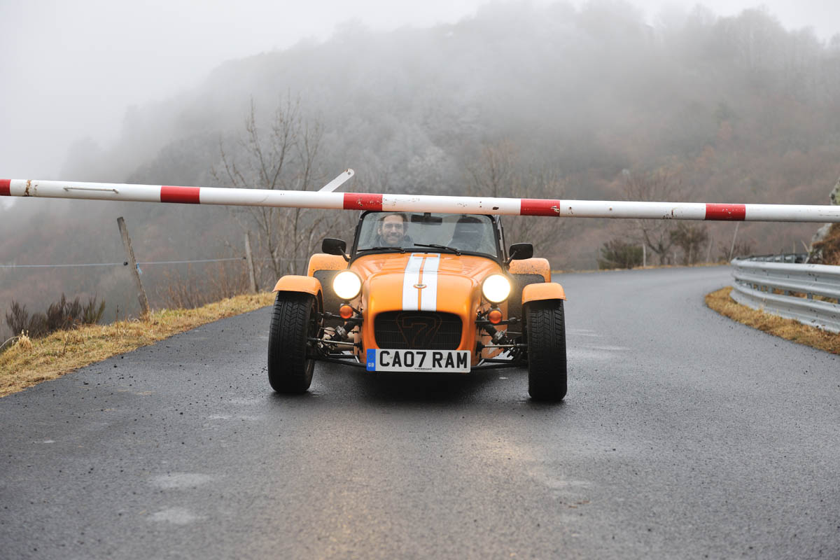 Caterham Supersport snow road trip