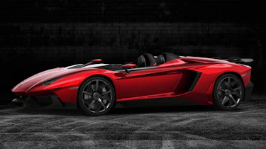 Extreme Lamborghini Aventador J