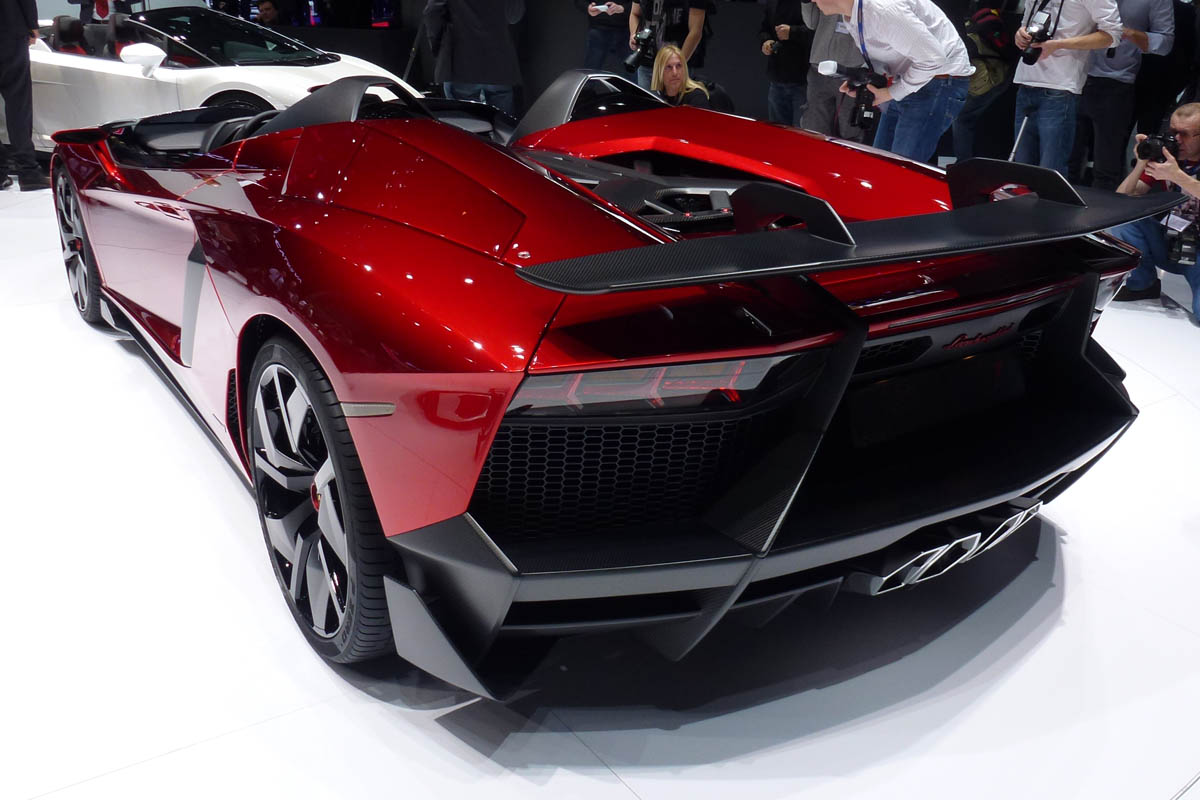 Geneva 2012: more Lamborghini Aventador J pics