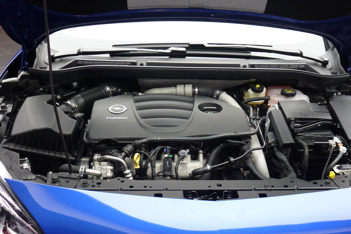 Geneva 2012: Vauxhall Astra VXR